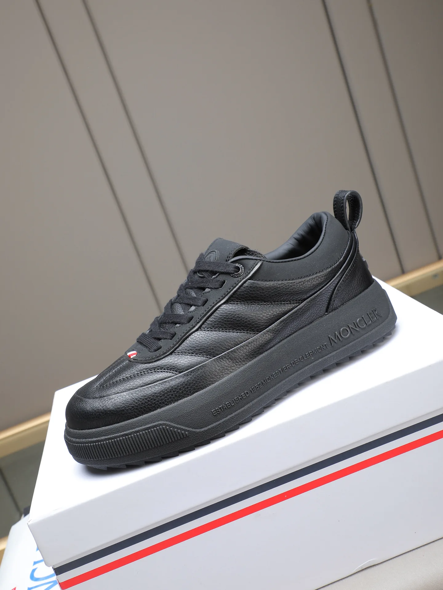 Кроссовки Мужские Moncler 11490475