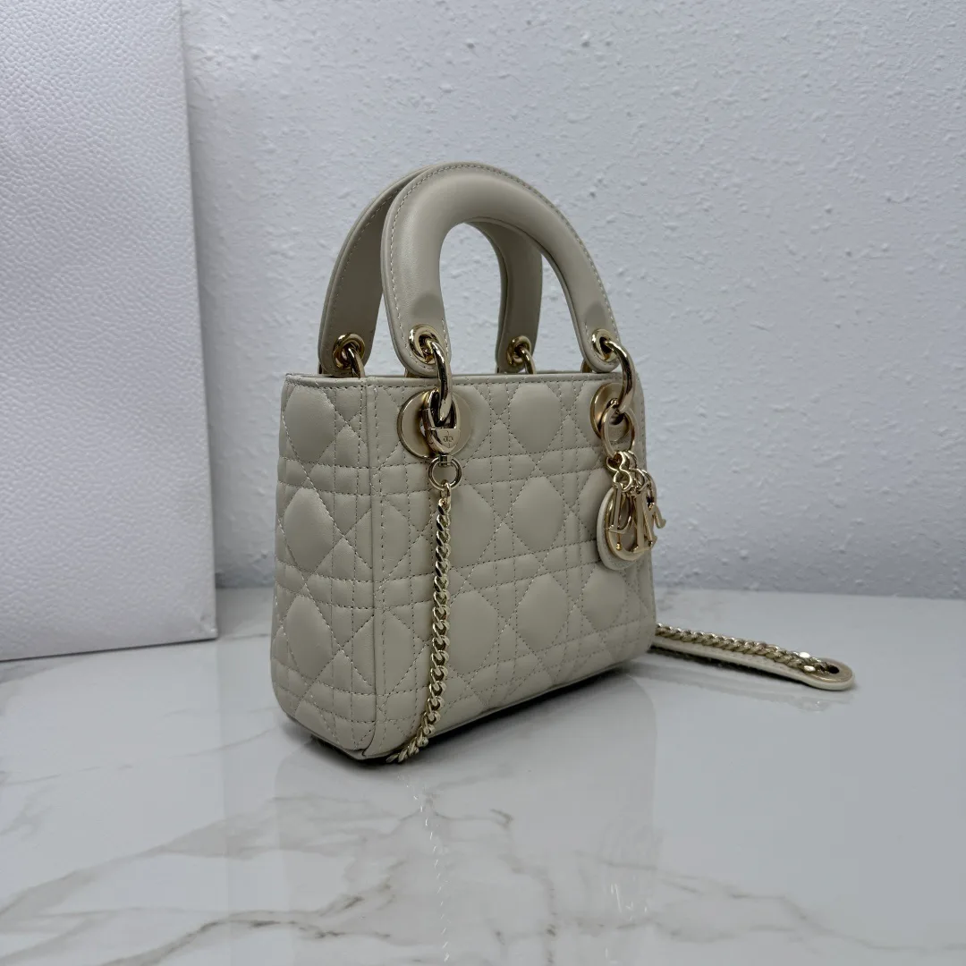 Классические Сумки Женские Christian Dior 18116407