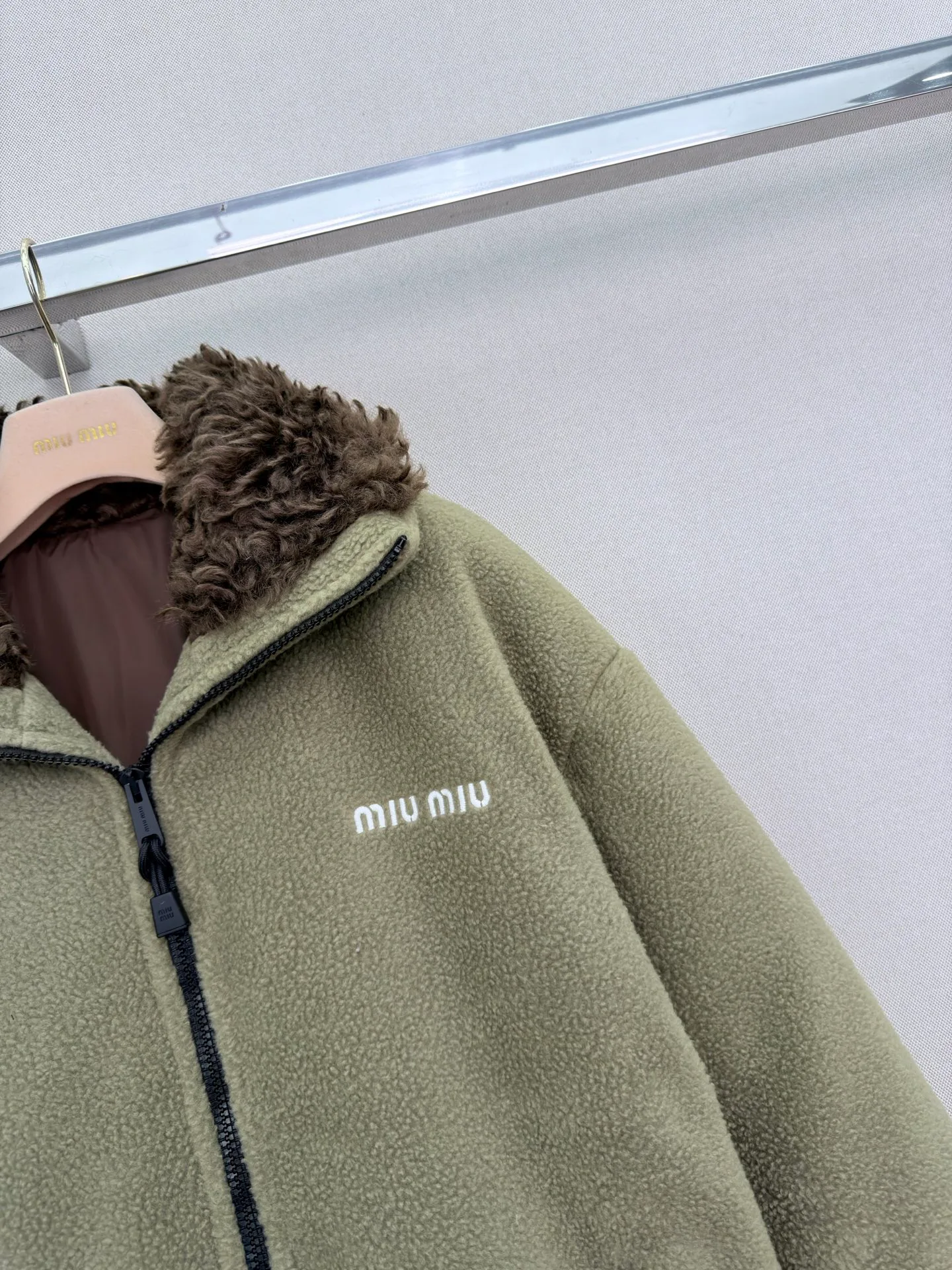 Куртки И Пуховики Женские Miu Miu 18023005