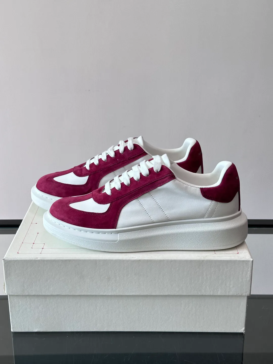 Кроссовки Женские Alexander Mcqueen 17224146