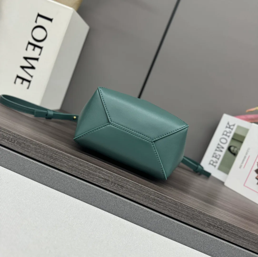 Сумки На Ремне Женские Loewe 245224