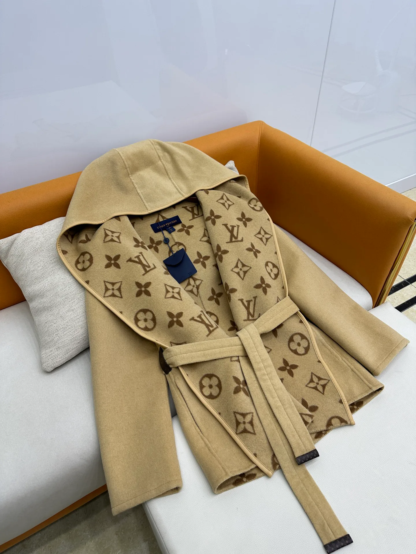 Пальто Женские Louis Vuitton 793741