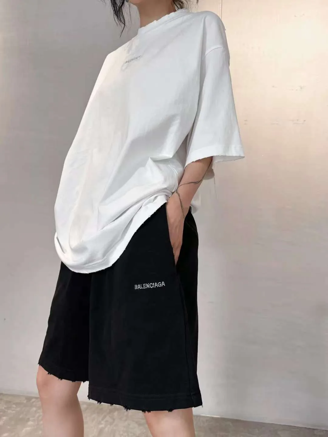 Футболки Женские Balenciaga 33936