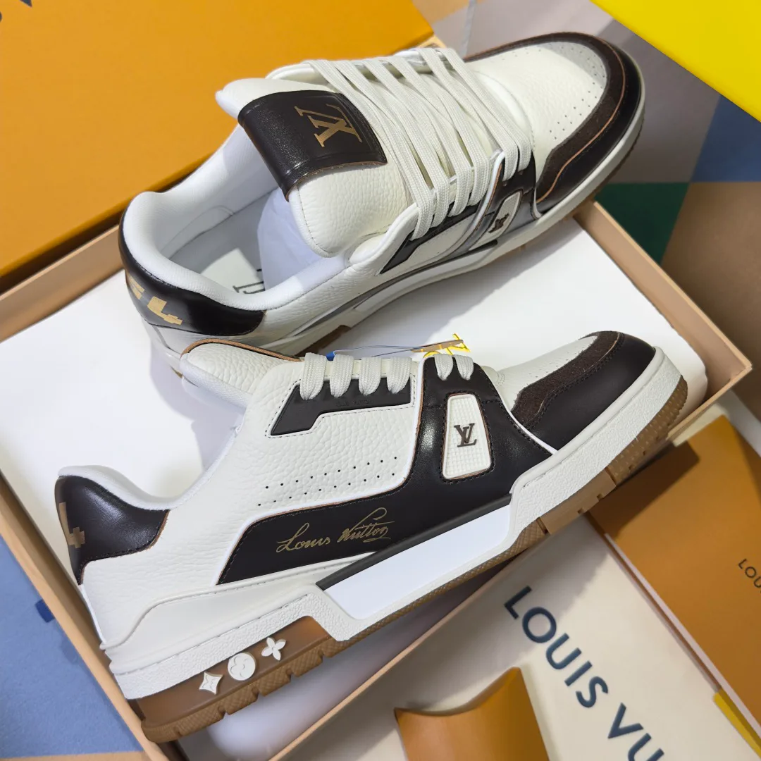 Кроссовки Женские Louis Vuitton 11852667