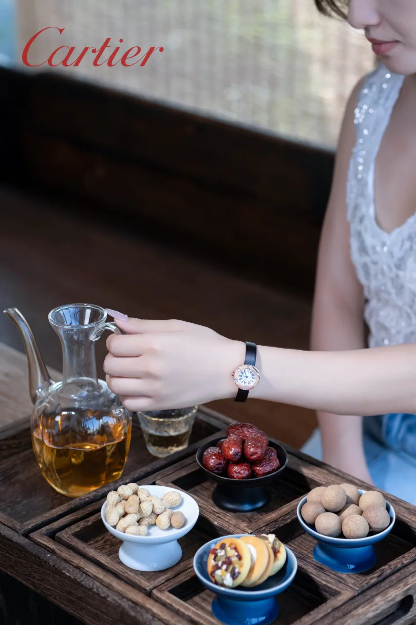 Часы Женские Cartier 11215510