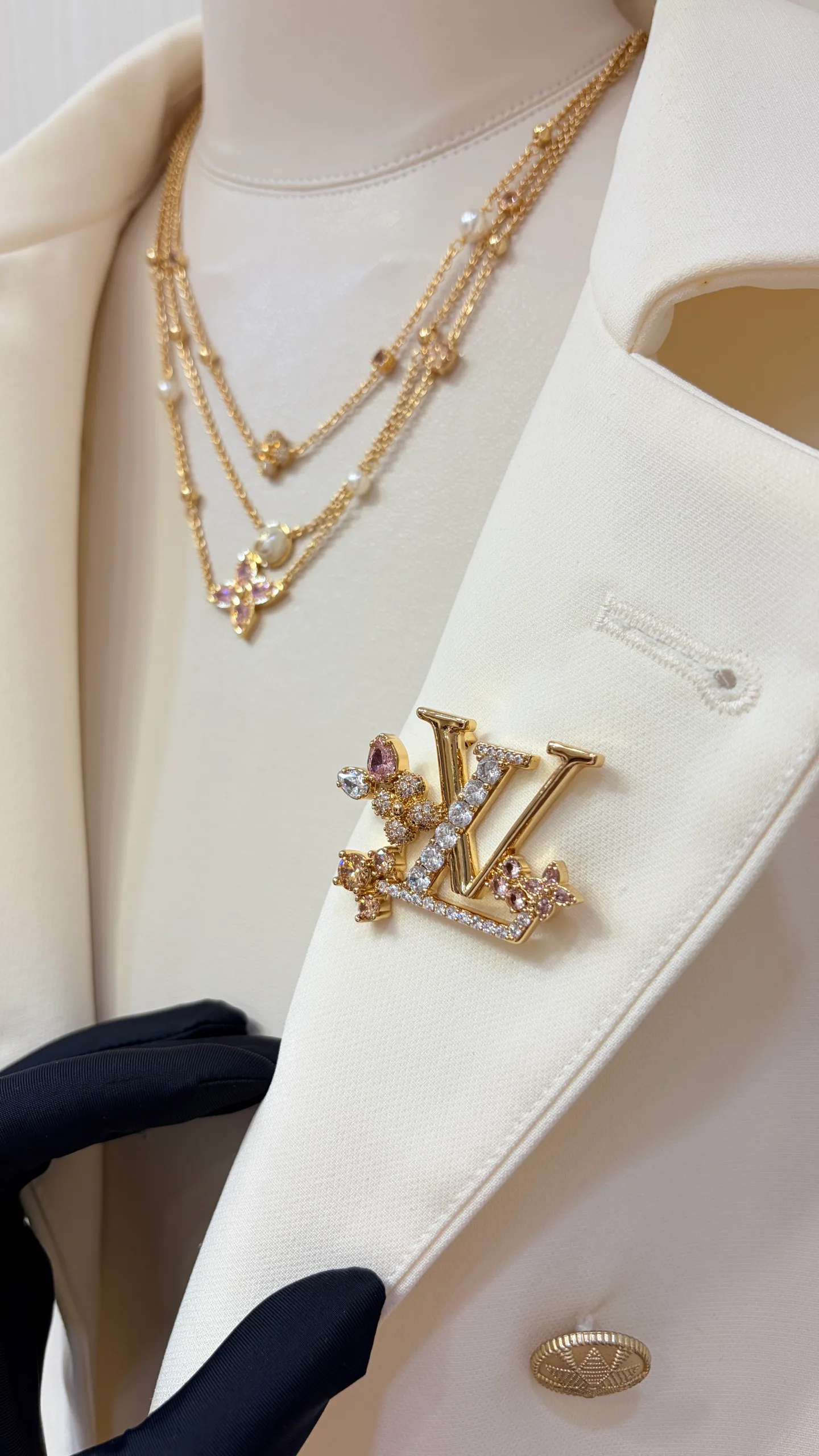 Бижутерия Louis Vuitton 18504624