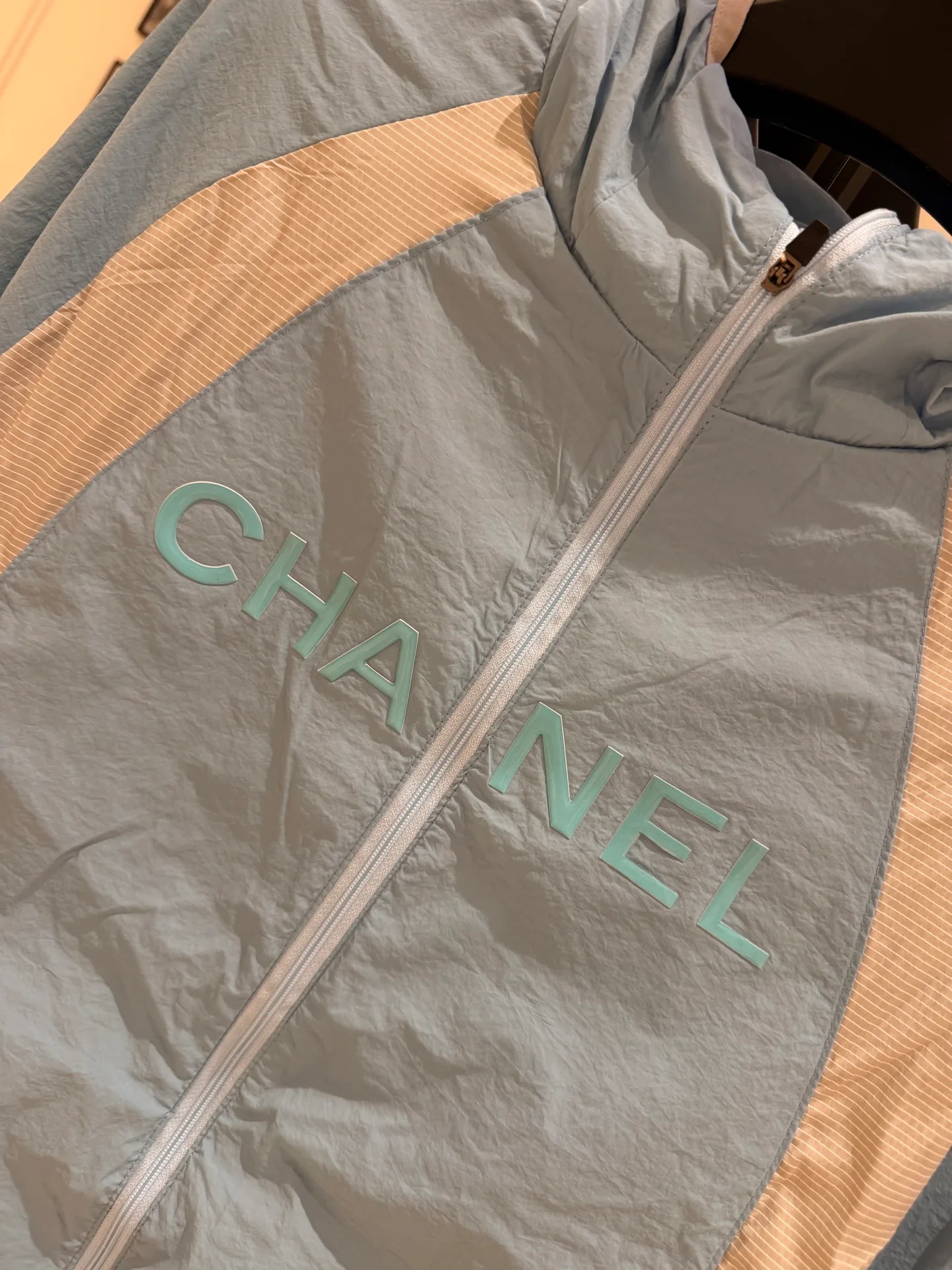 Жакеты Женские Chanel 11540472