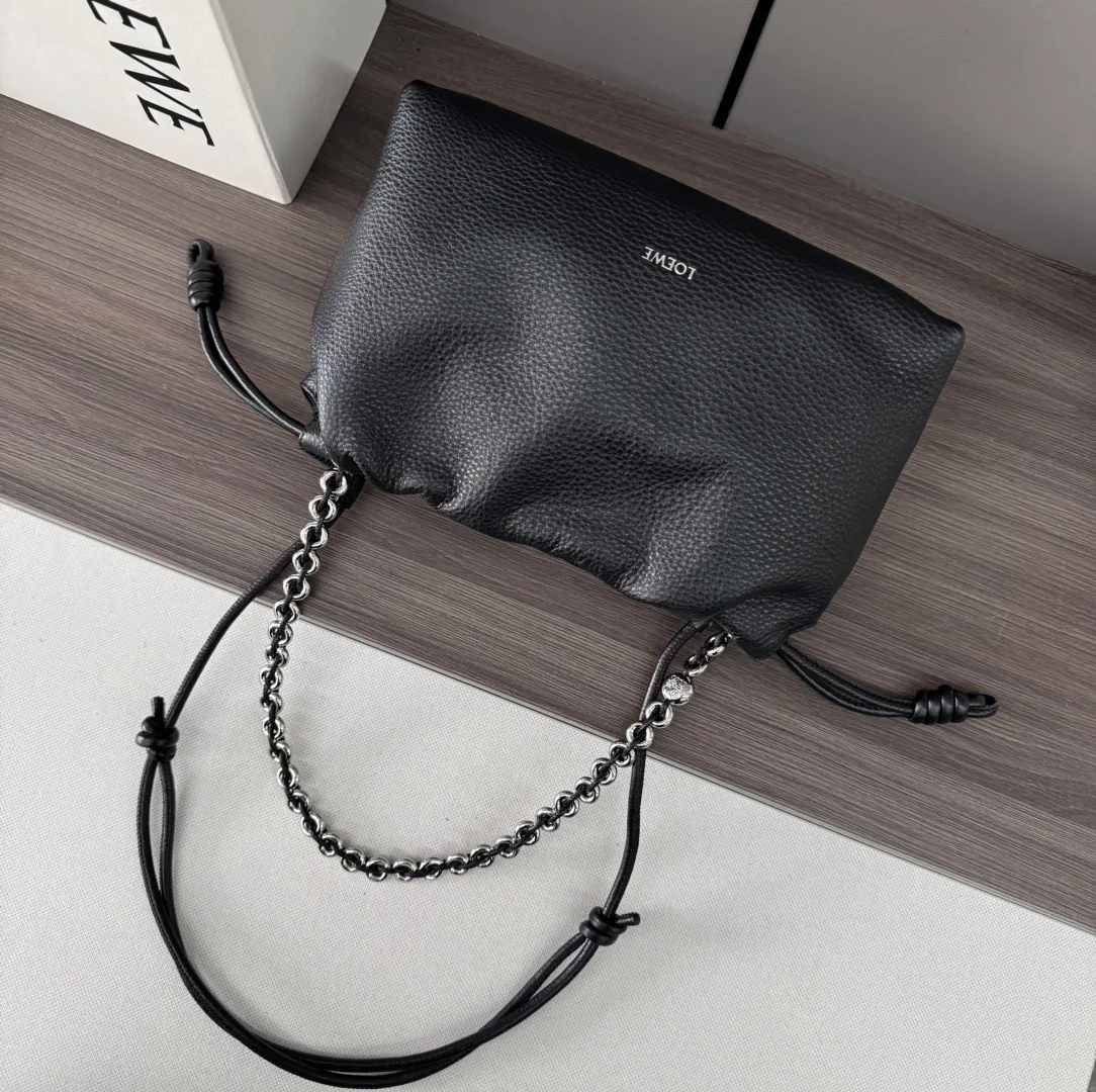 Клатчи Женские Loewe 11674475