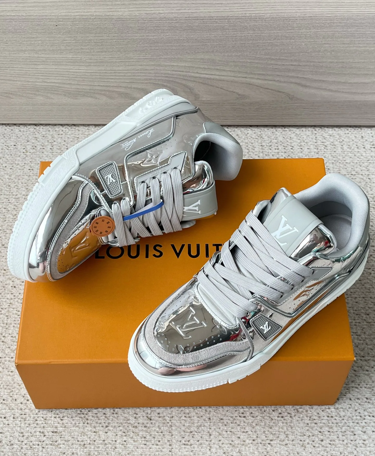 Кроссовки Женские Louis Vuitton 860721