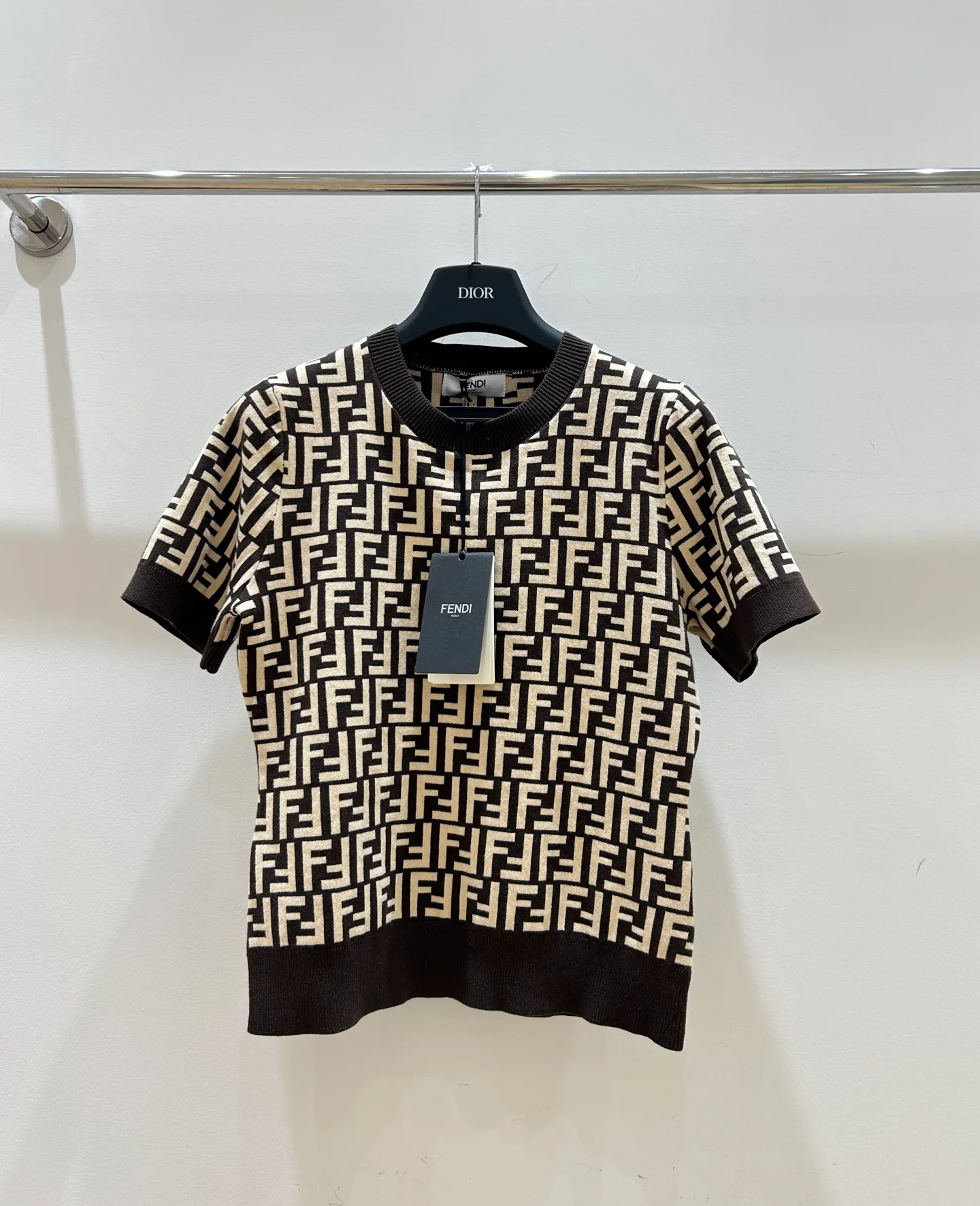 Футболки Женские Fendi