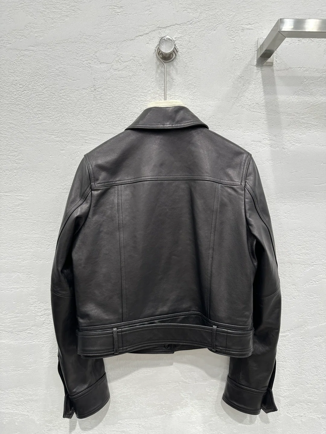 Кожаные Куртки И Дублёнки Женские Saint Laurent 18090068