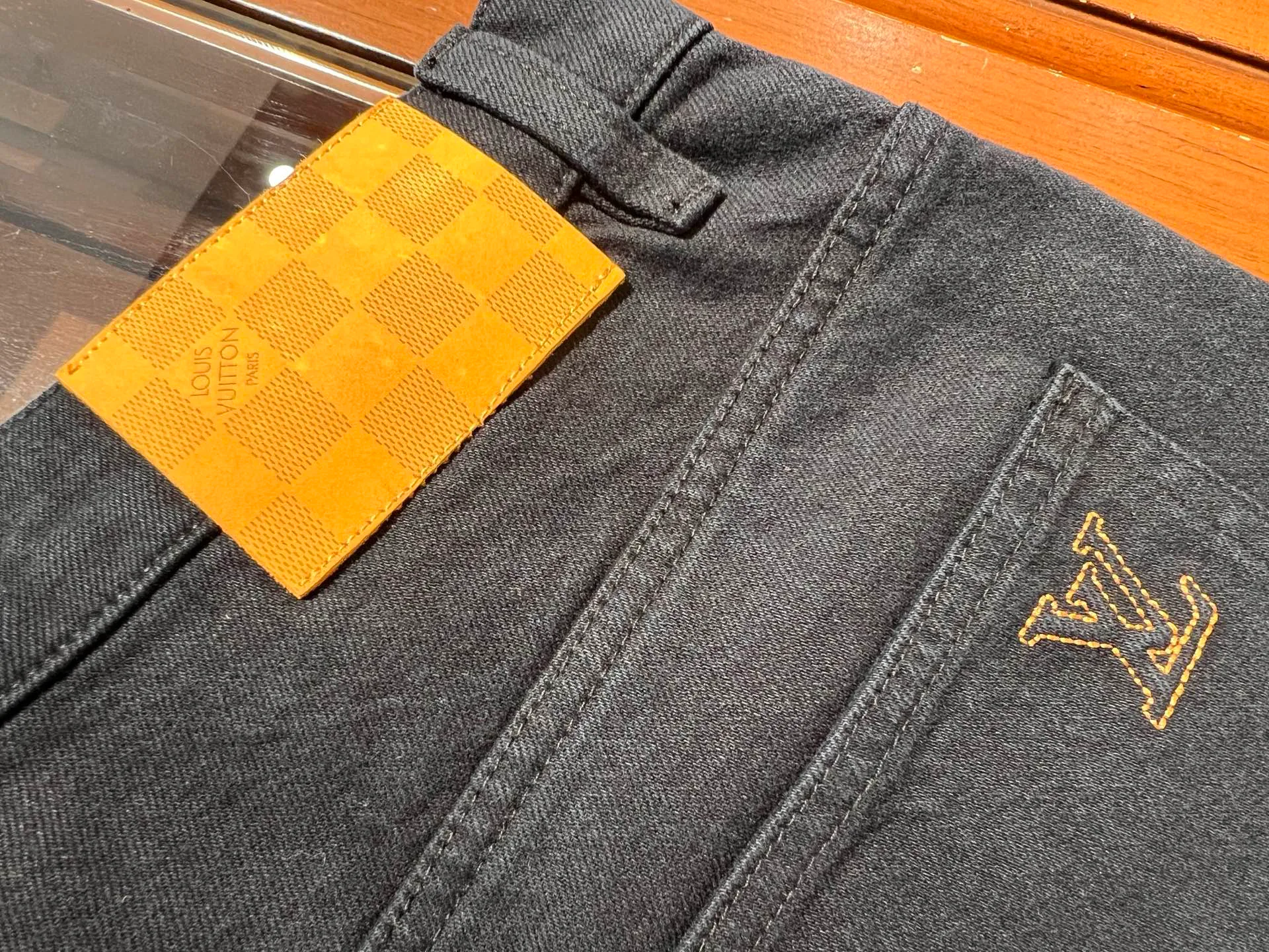 Джинсы Мужские Louis Vuitton 18084630
