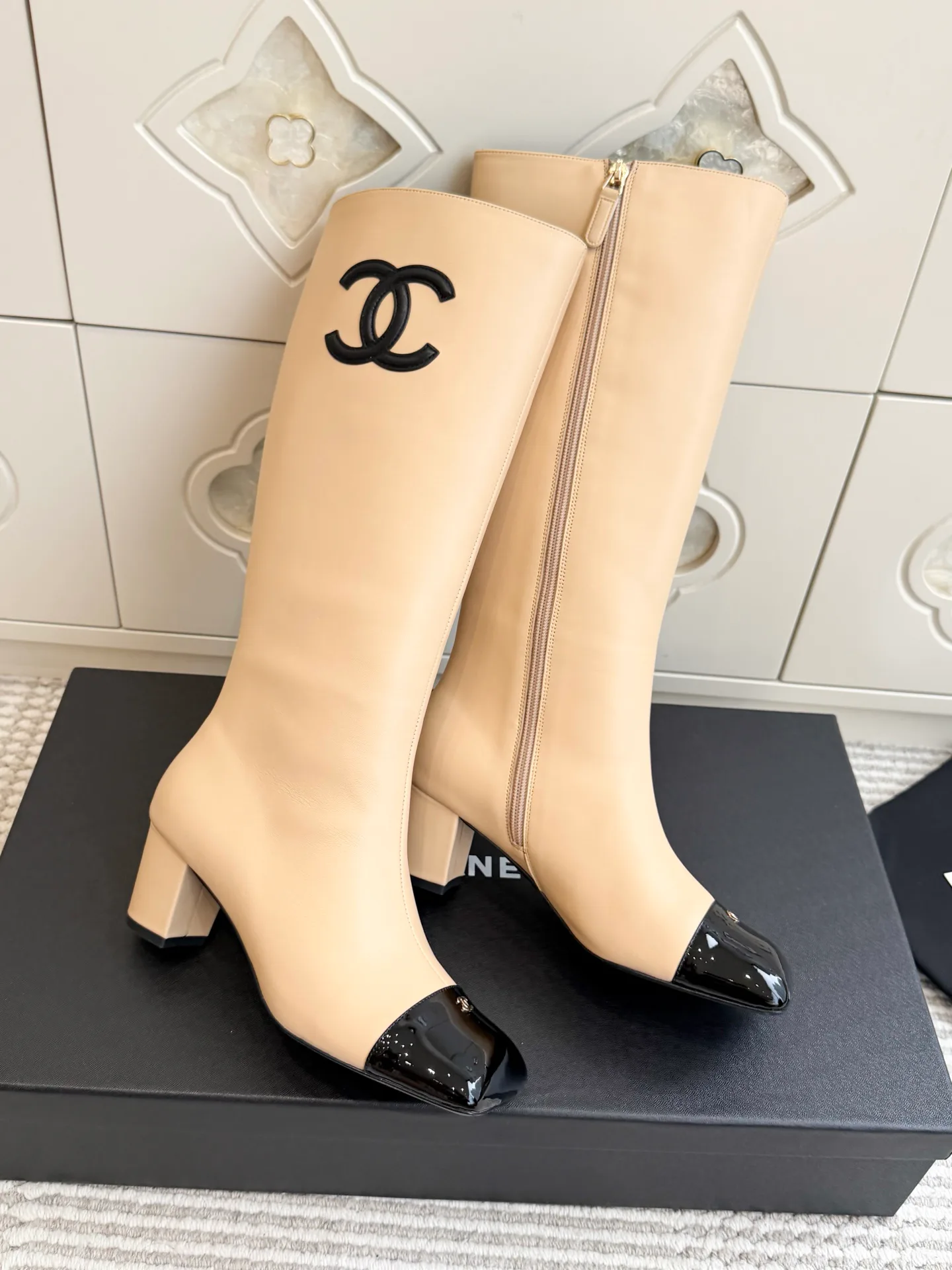 Сапоги Женские Chanel 18765728