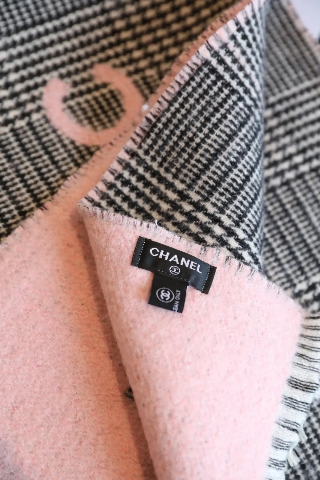 Шарфы Chanel 5396939