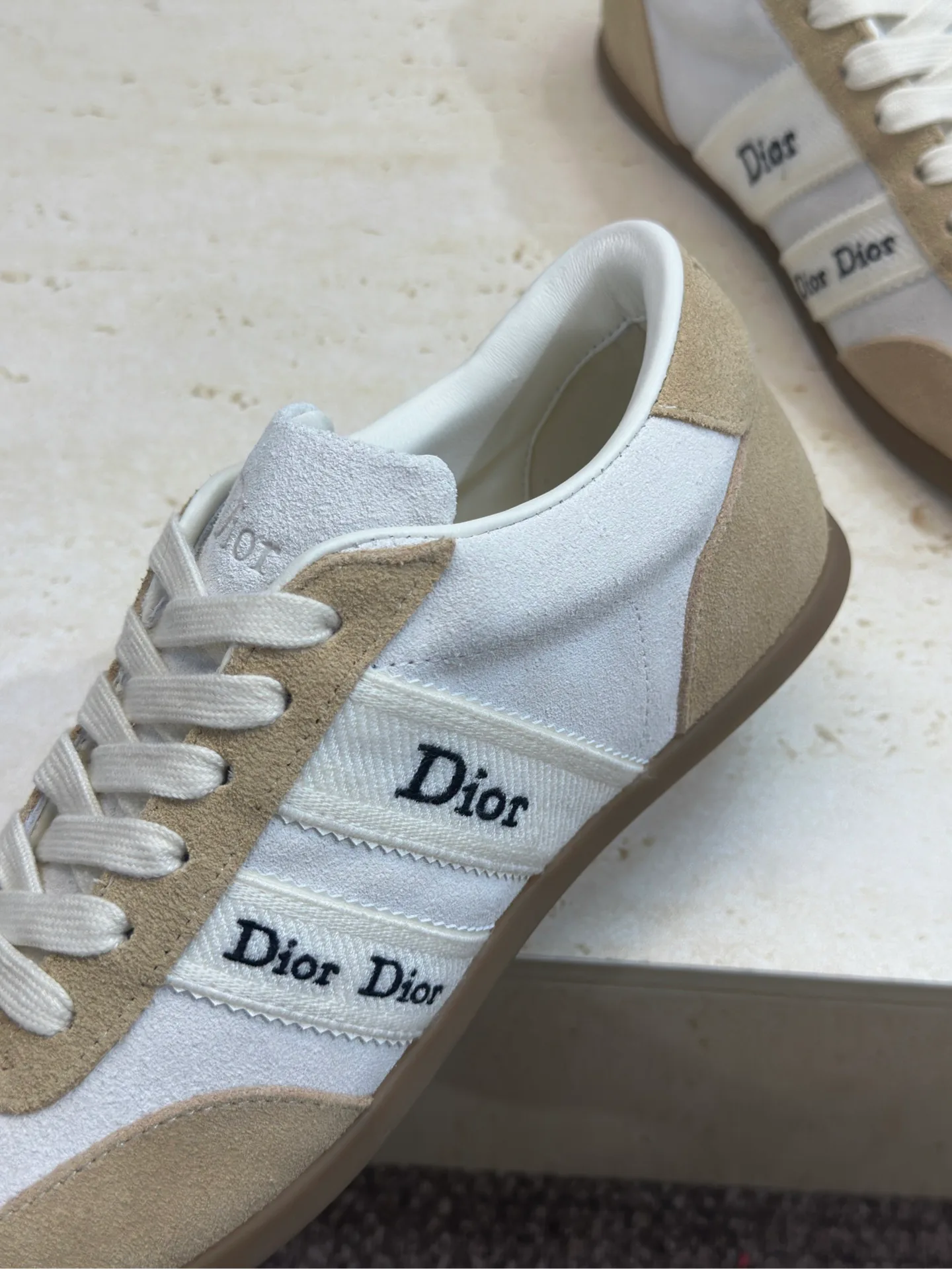 Кроссовки Женские Christian Dior 17612351