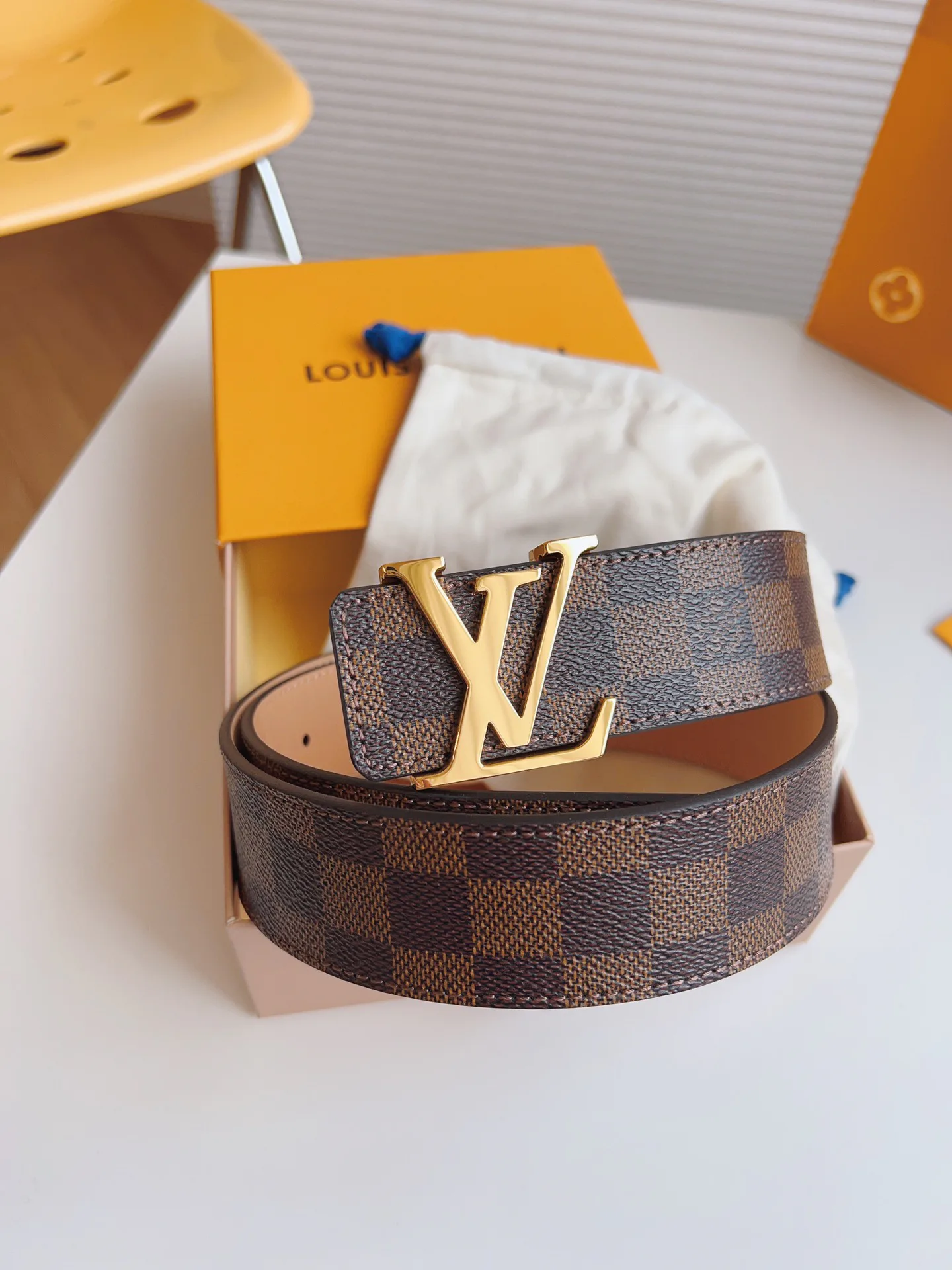Ремни Louis Vuitton 1430157
