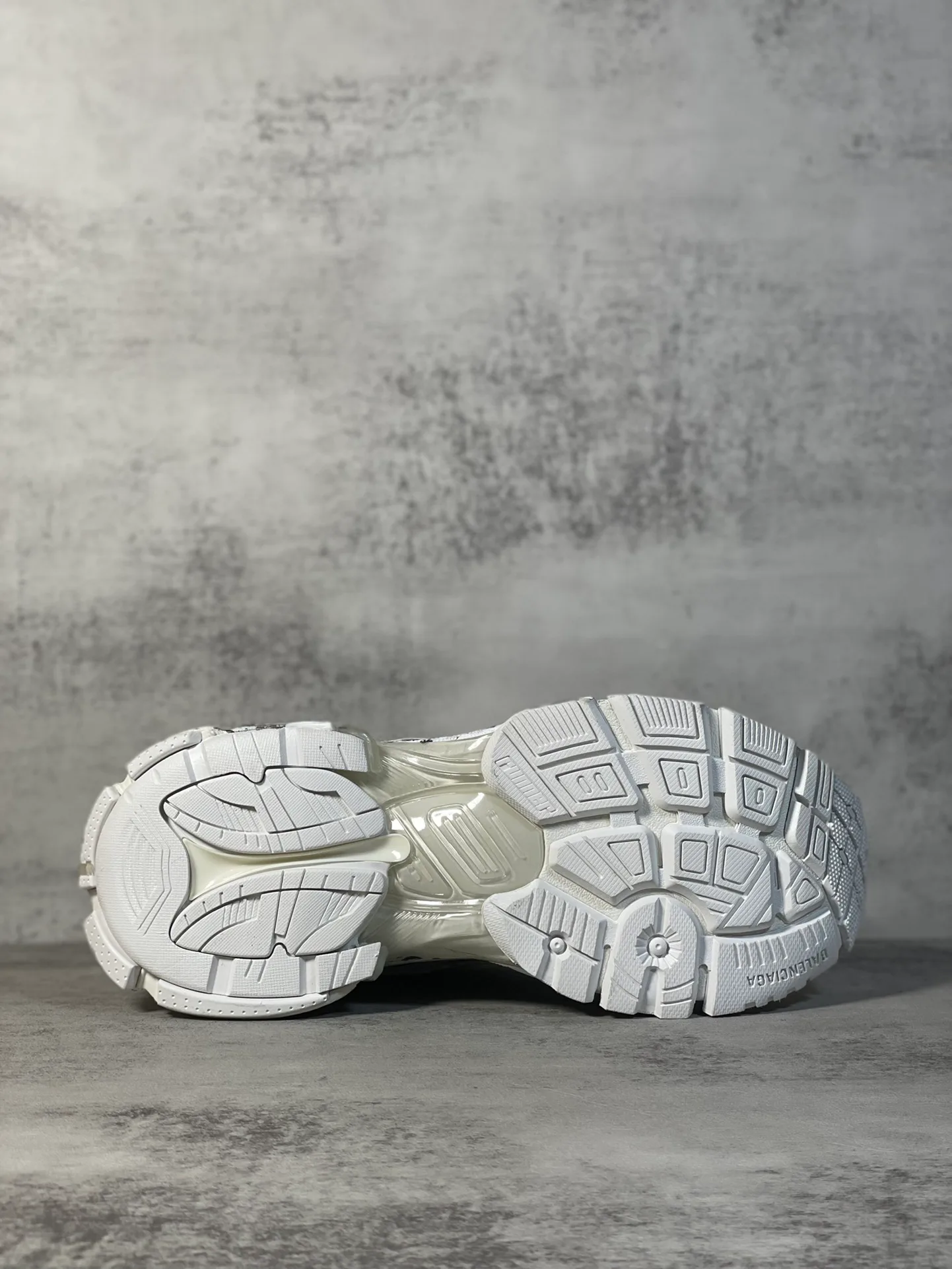 Кроссовки Мужские Balenciaga 6420521