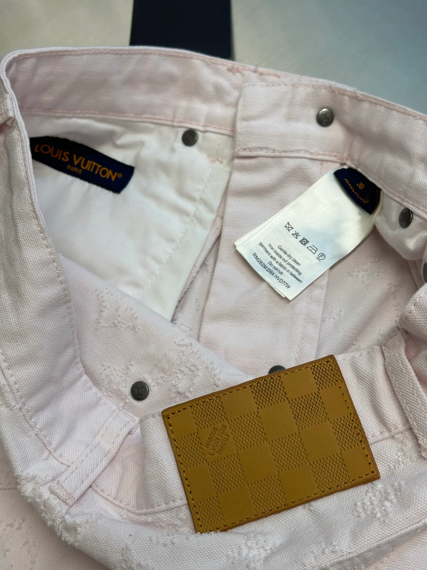 Шорты Мужские Louis Vuitton 18178881