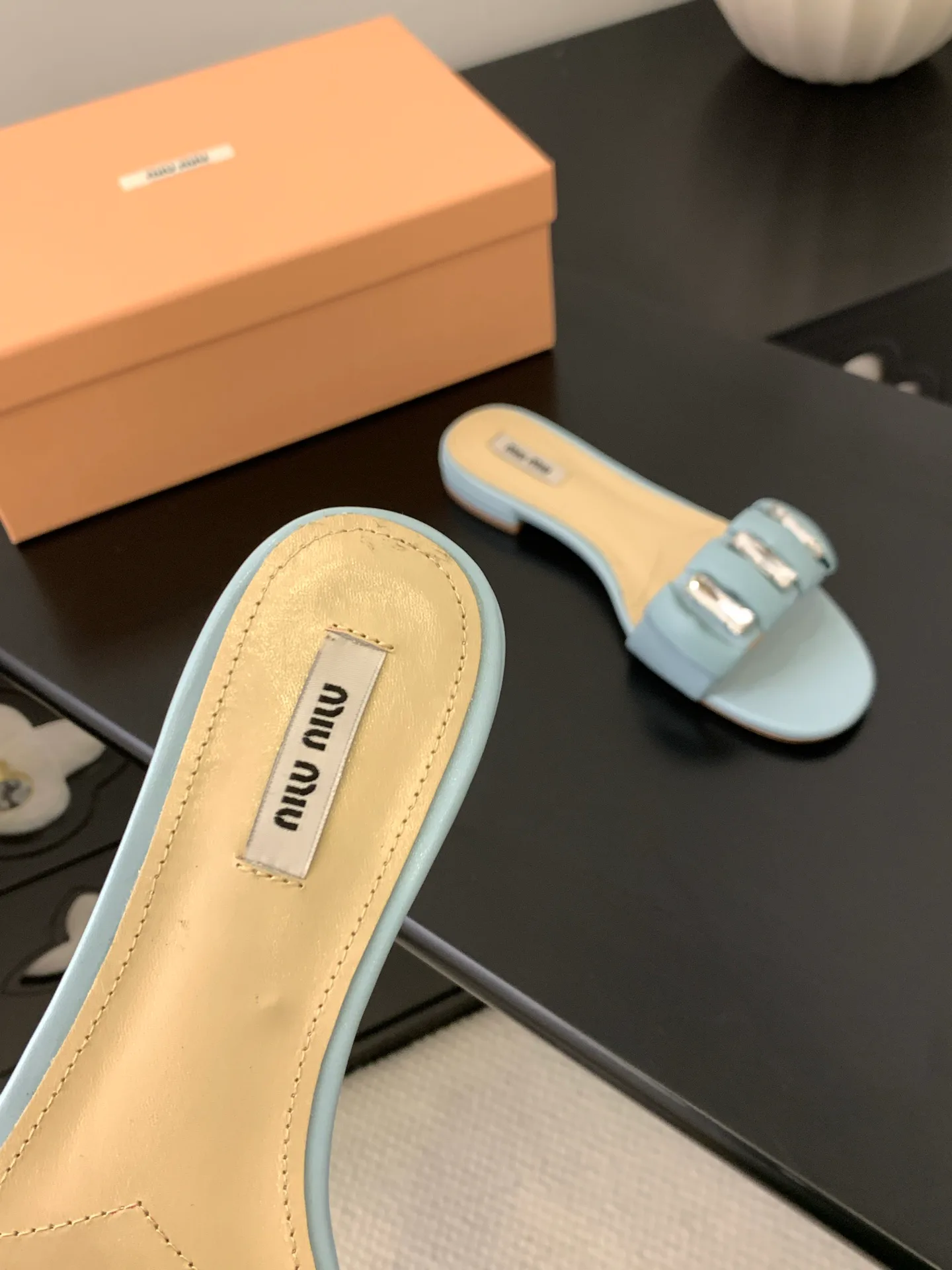 Шлепанцы Женские Miu Miu 31100