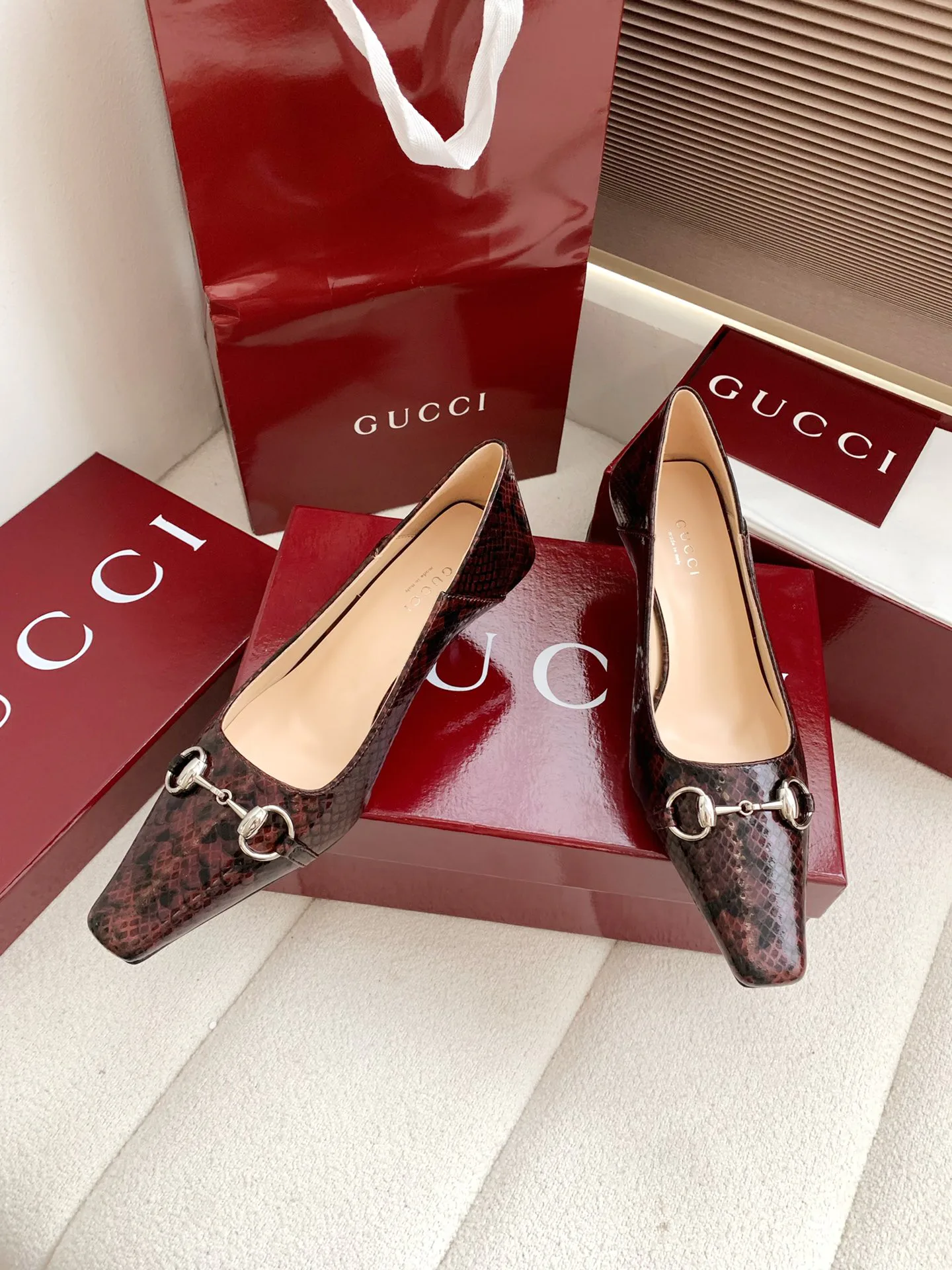 Туфли Женские Gucci 12699582