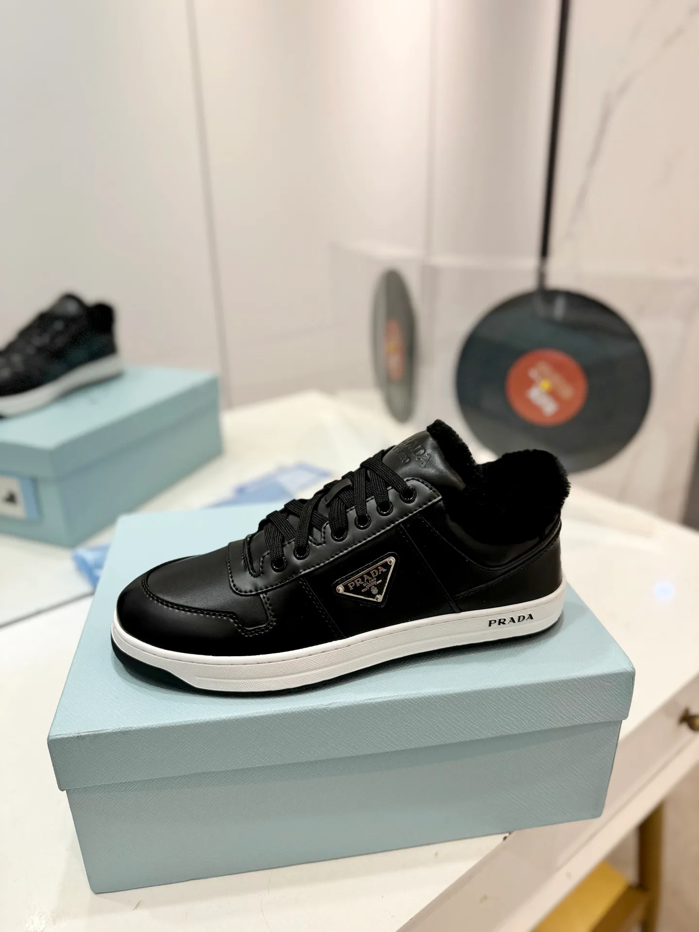 Кроссовки Женские Prada 20068665