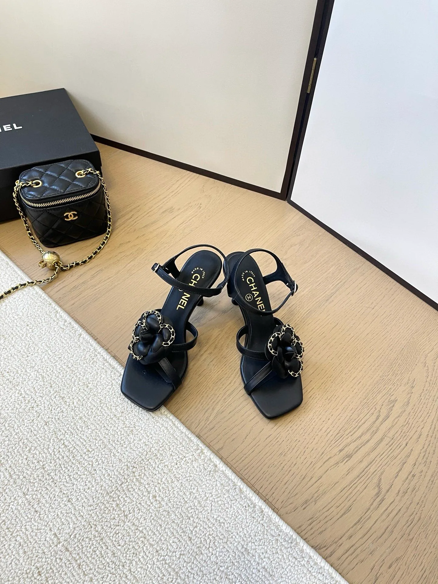 Туфли Женские Chanel 13353543