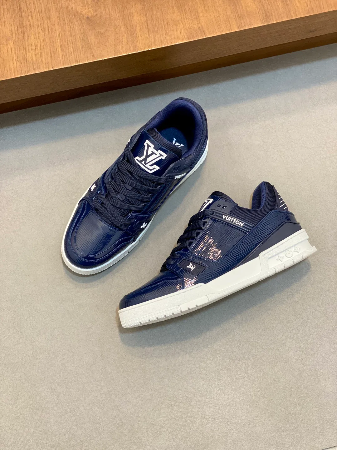 Кроссовки Мужские Louis Vuitton 860671