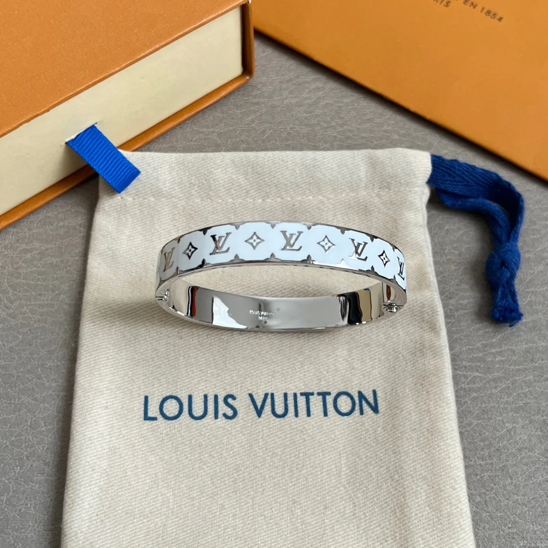 Бижутерия Louis Vuitton 1298179