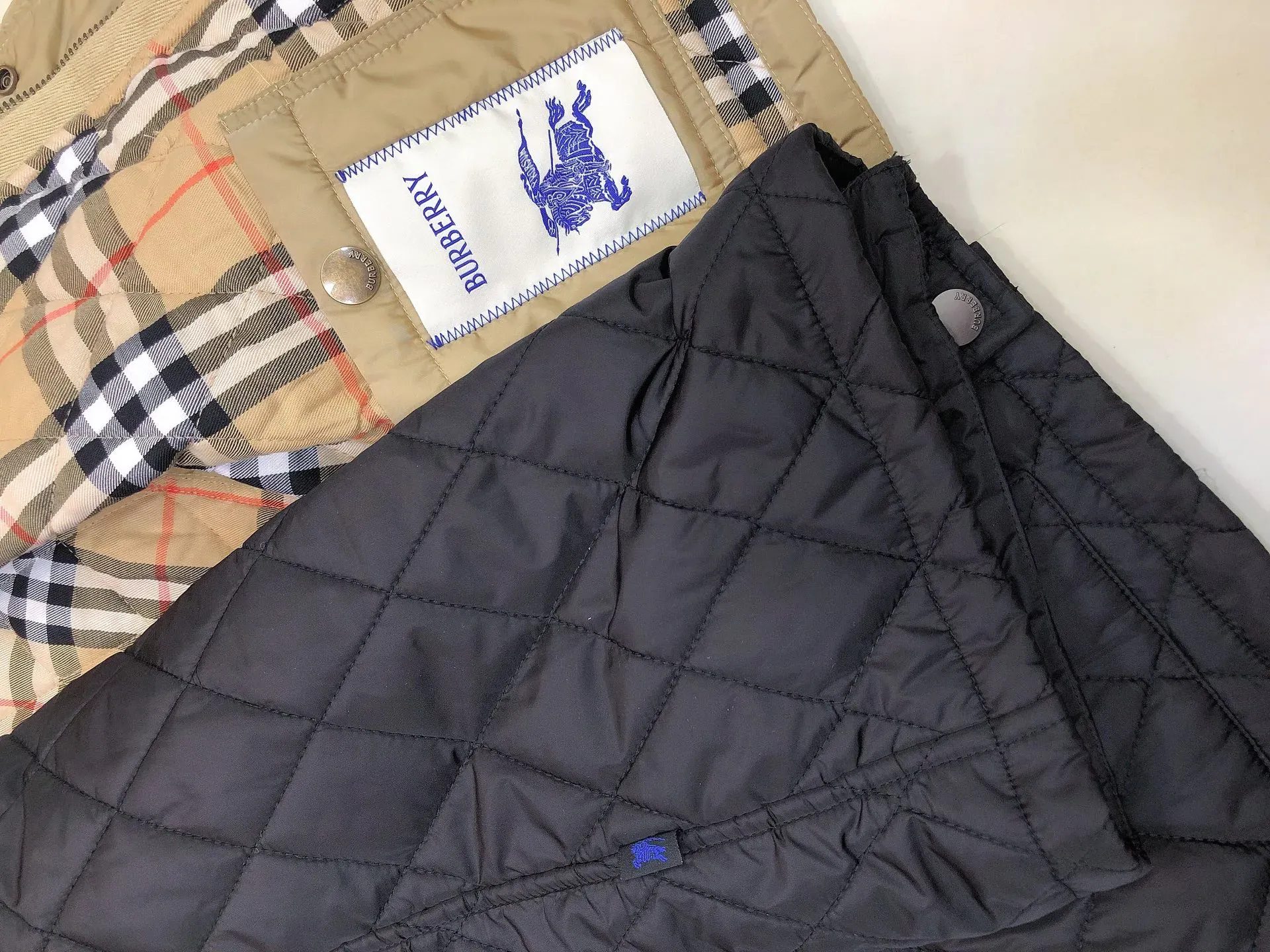 Куртки Женские Burberry 287081