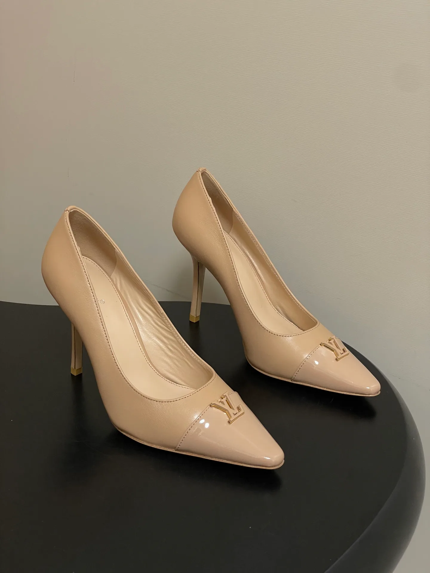 Туфли Женские Louis Vuitton 11628706