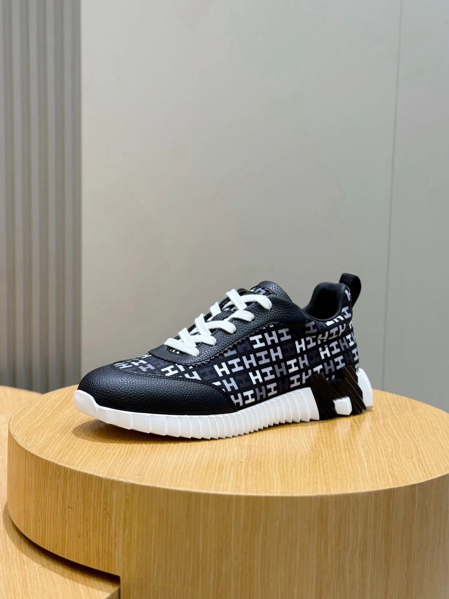 Кроссовки Мужские Hermes 13132150