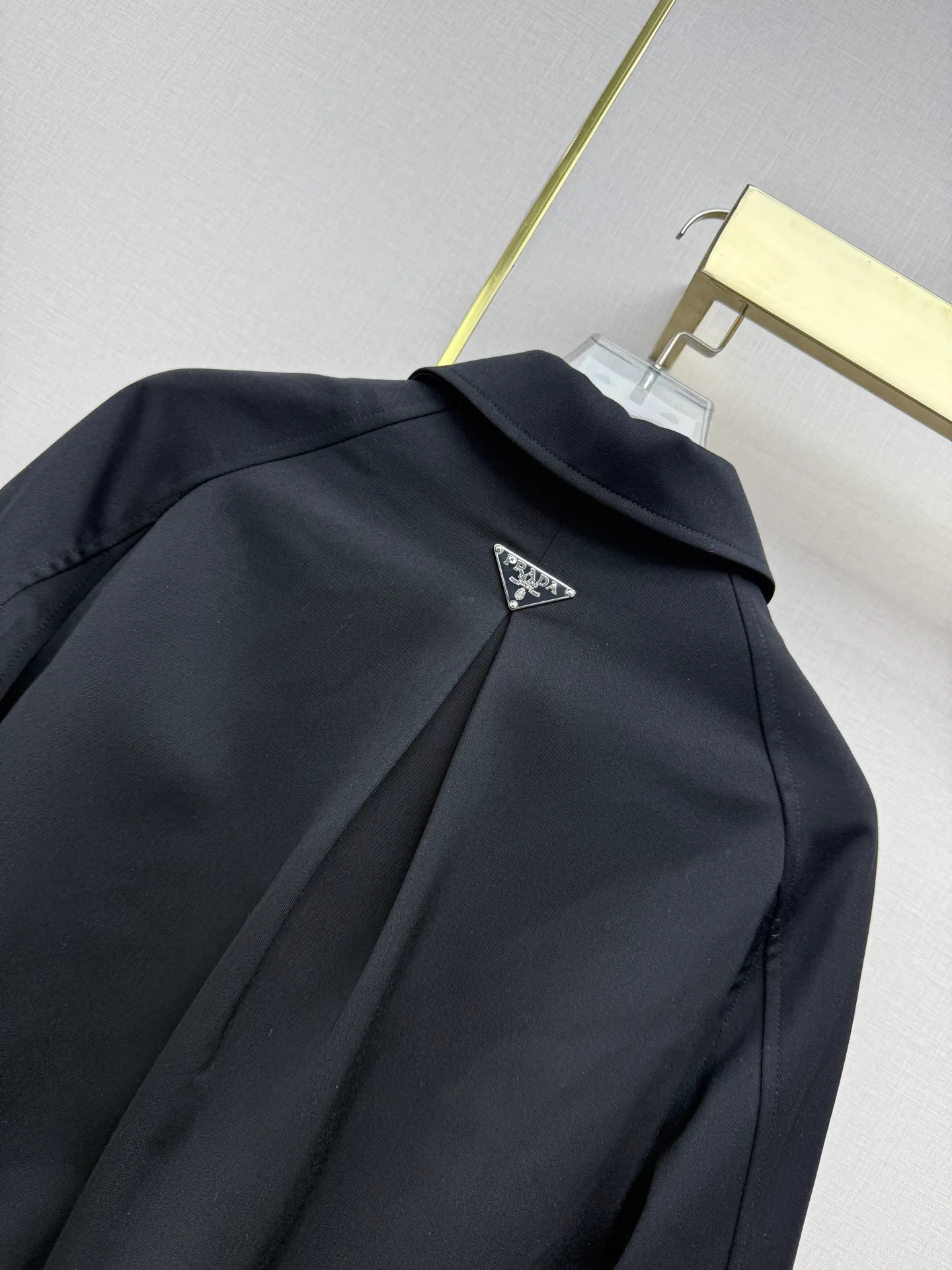 Куртки И Пуховики Женские Prada 18921551