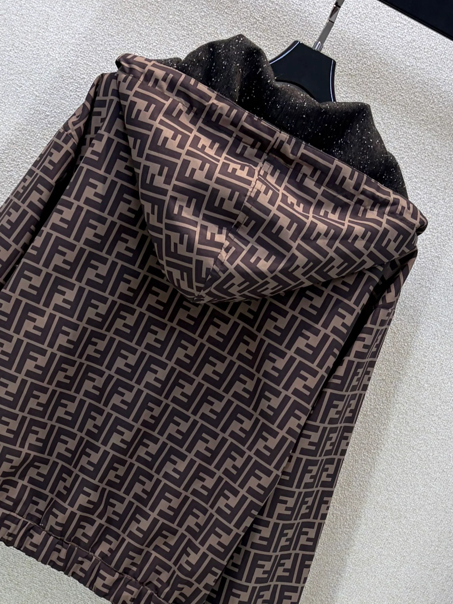 Куртки И Пуховики Женские Fendi 19260129