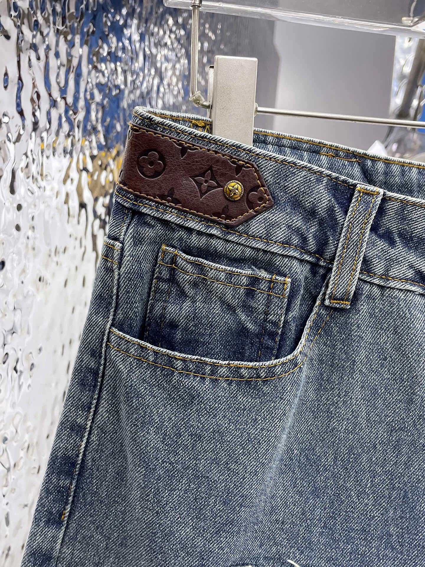 Джинсы Женские Louis Vuitton 6060167