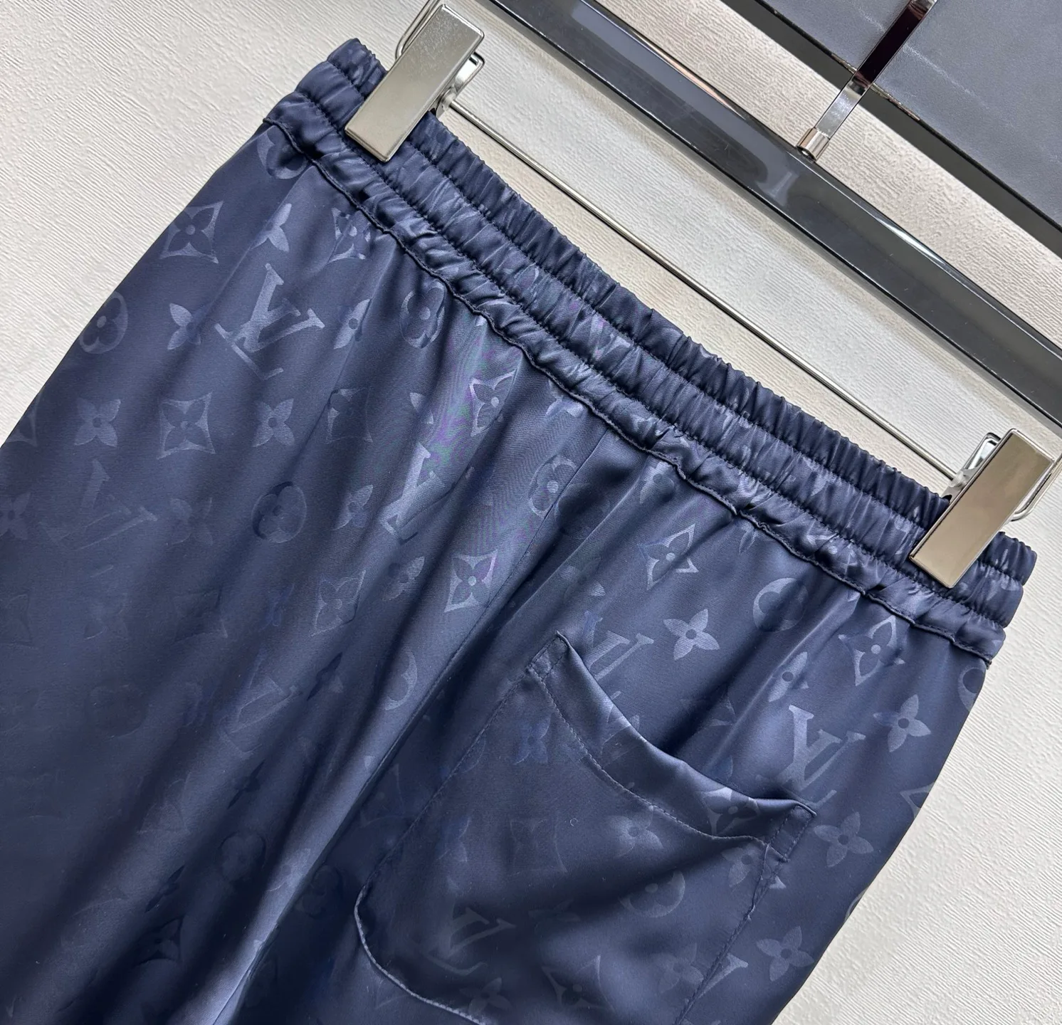 Брюки Женские Louis Vuitton 11463540