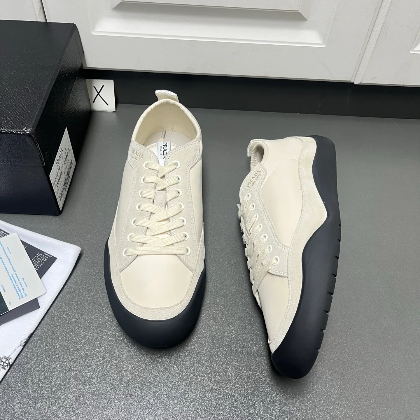 Кроссовки Мужские Prada 13216335