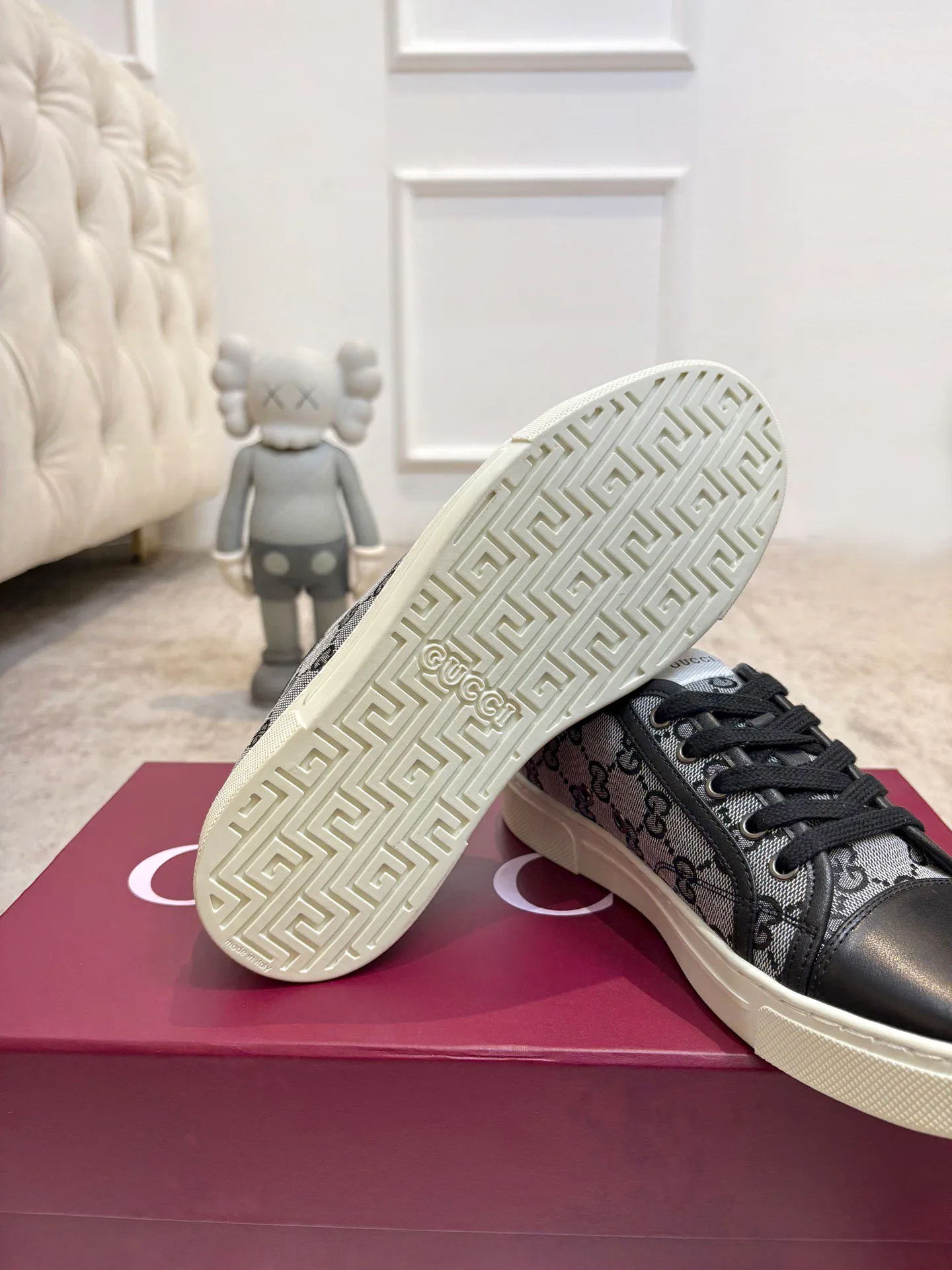 Кроссовки Женские Gucci 18901598