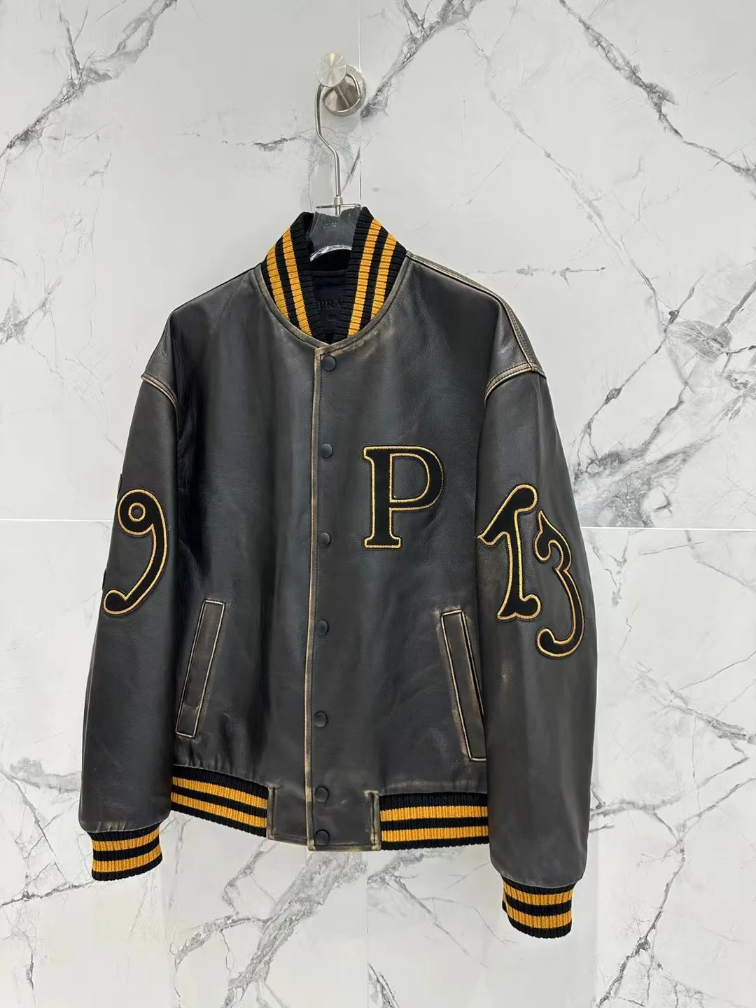 Кожаные Куртки И Дублёнки Мужские Prada 13997707