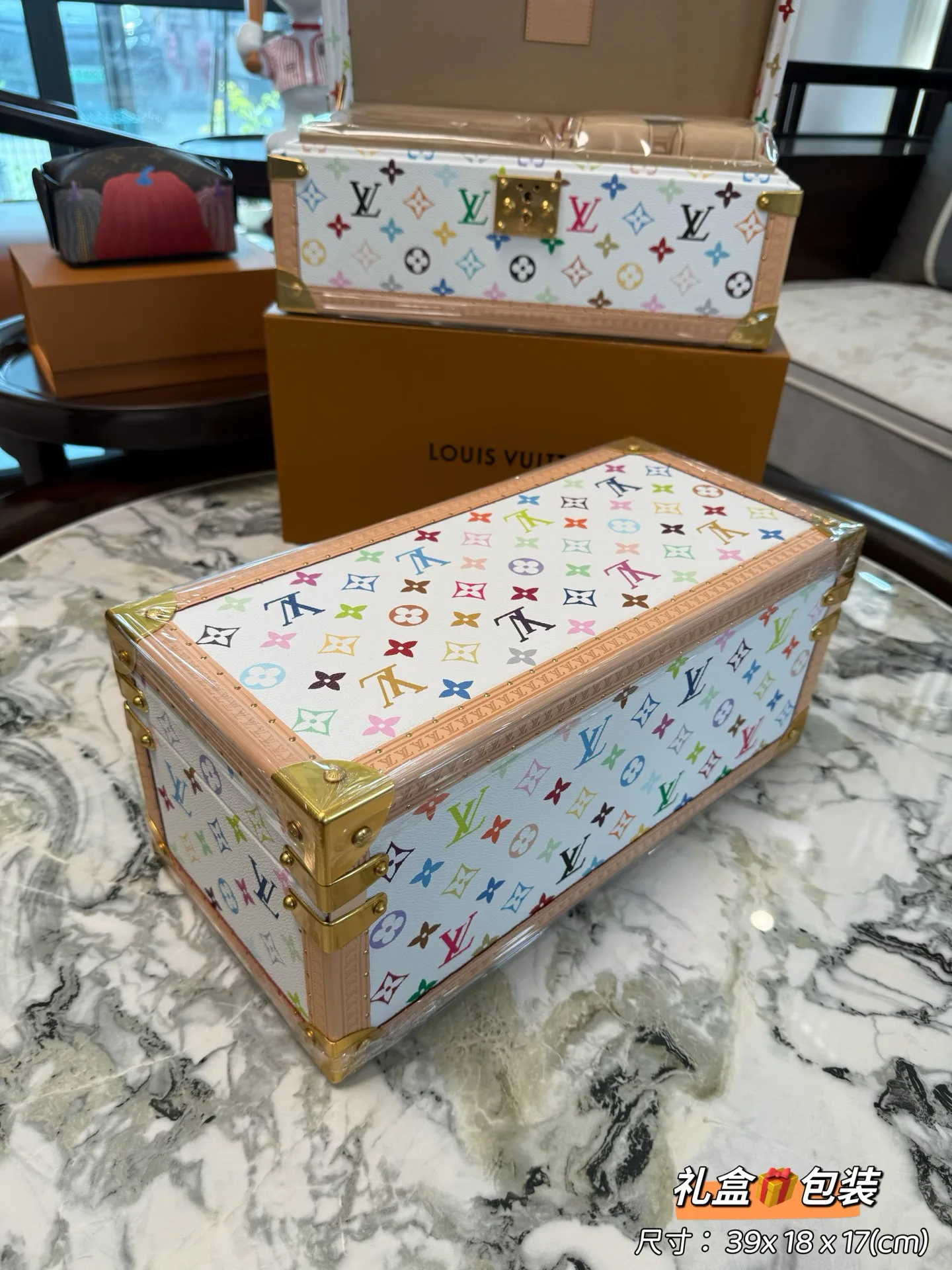 Текстиль Louis Vuitton 1618310