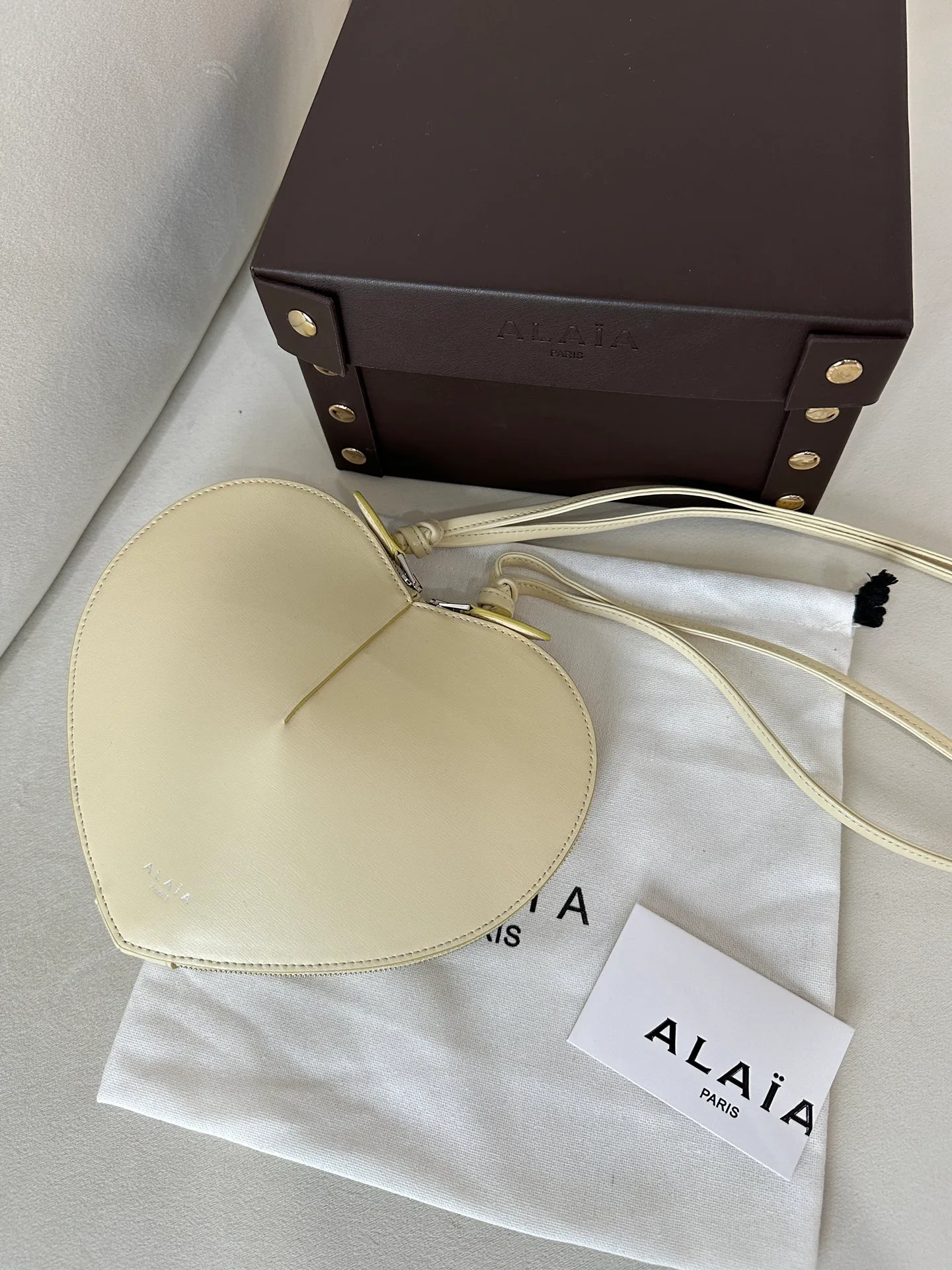 Сумки На Ремне Женские Alaia 22426