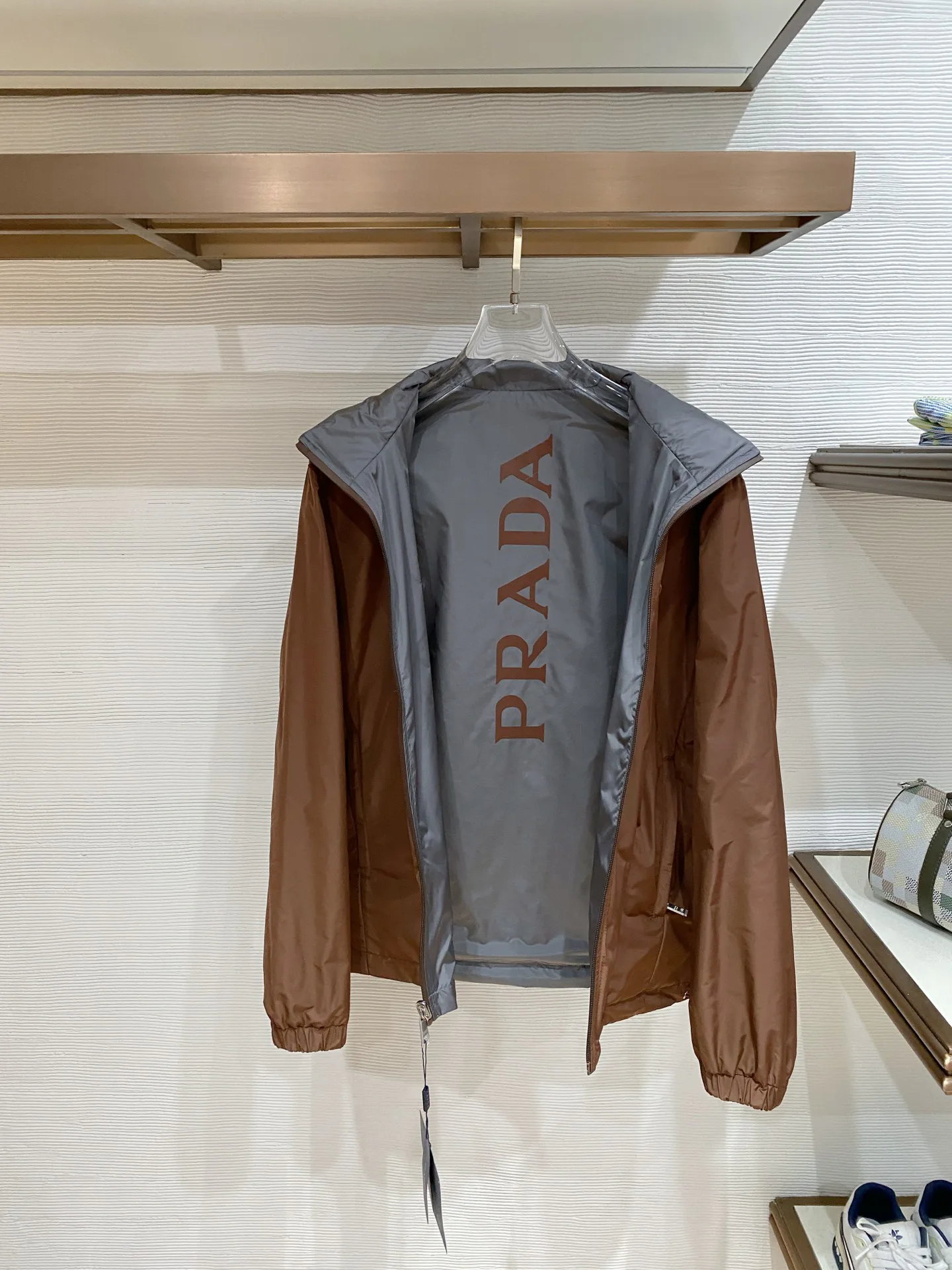 Куртки И Пуховики Мужские Prada 10300300