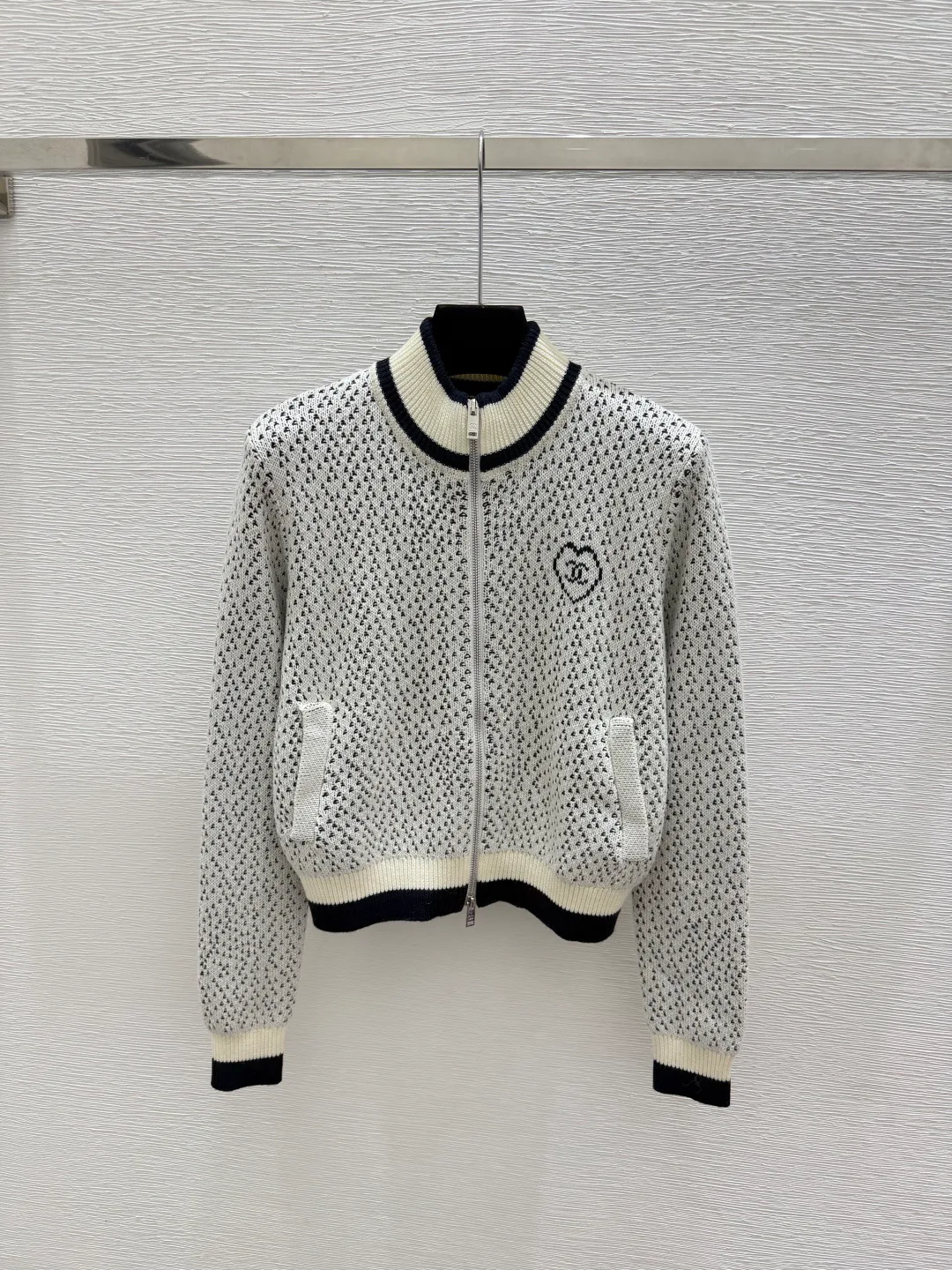 Джемперы И Свитеры Женские Chanel 18827214