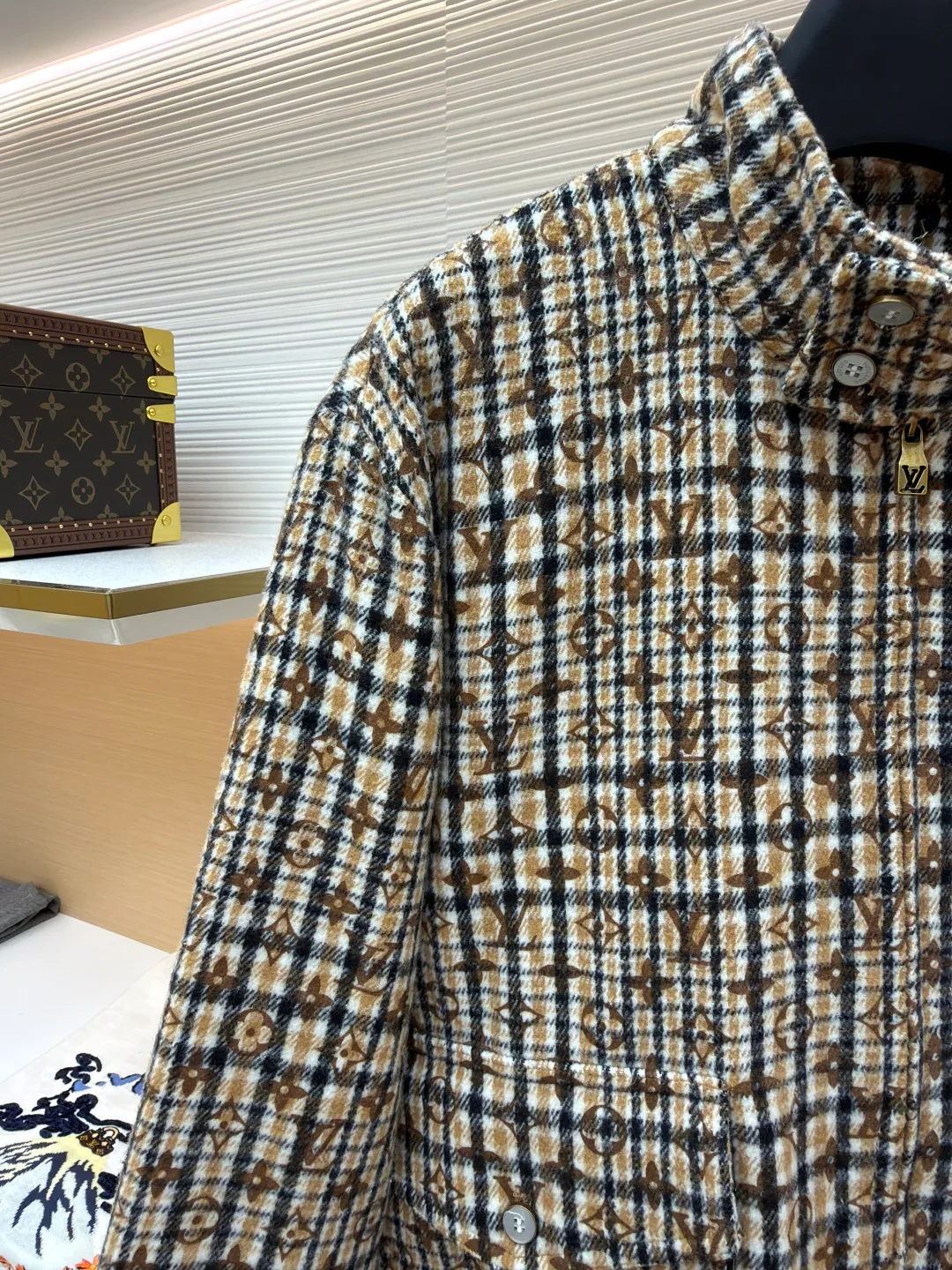 Куртки И Пуховики Мужские Louis Vuitton 11245776