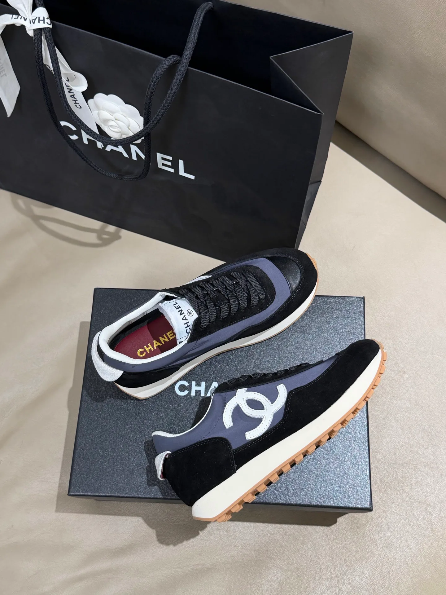 Кроссовки Женские Chanel 11388905