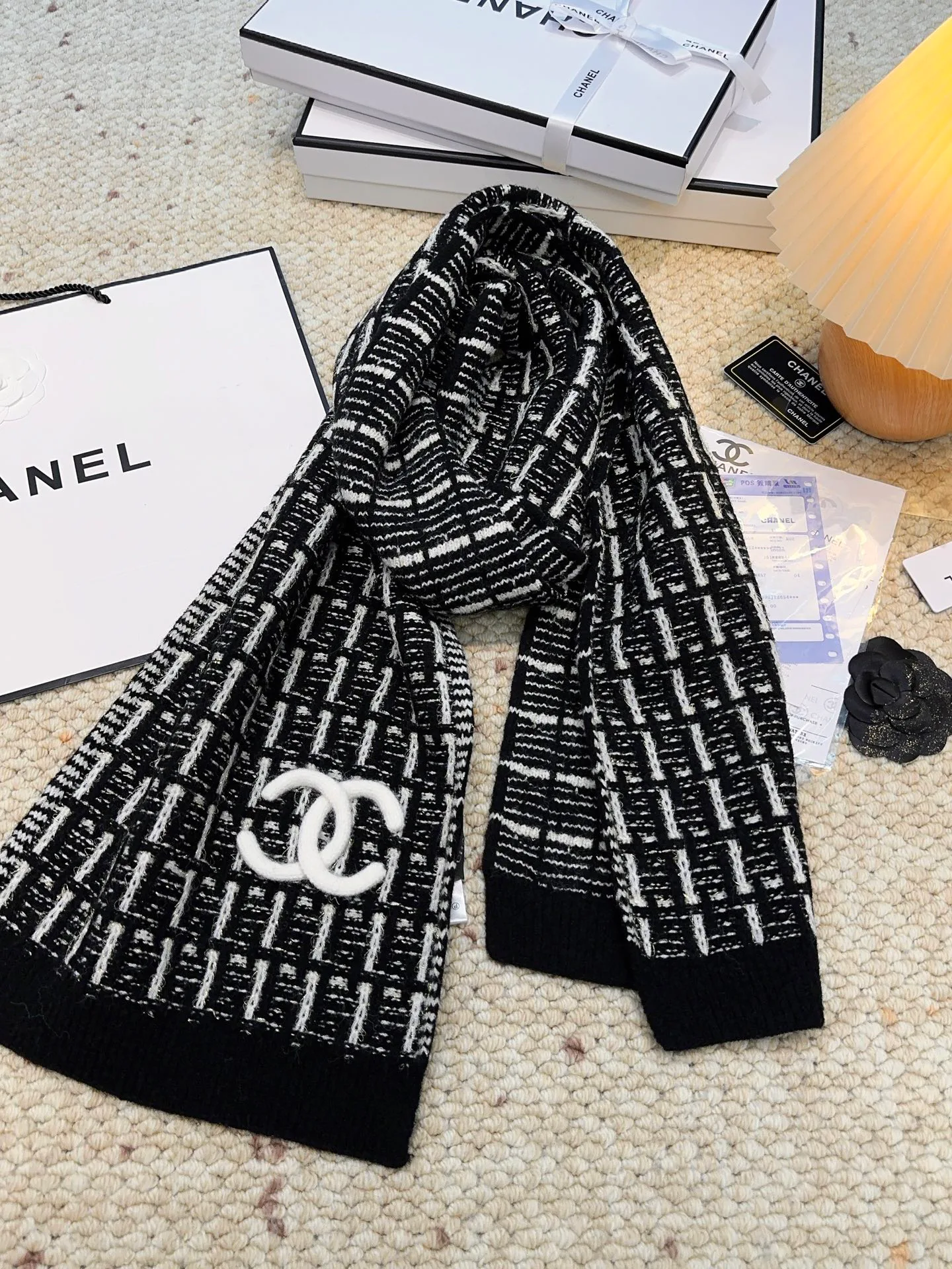 Шарфы Chanel 18105435