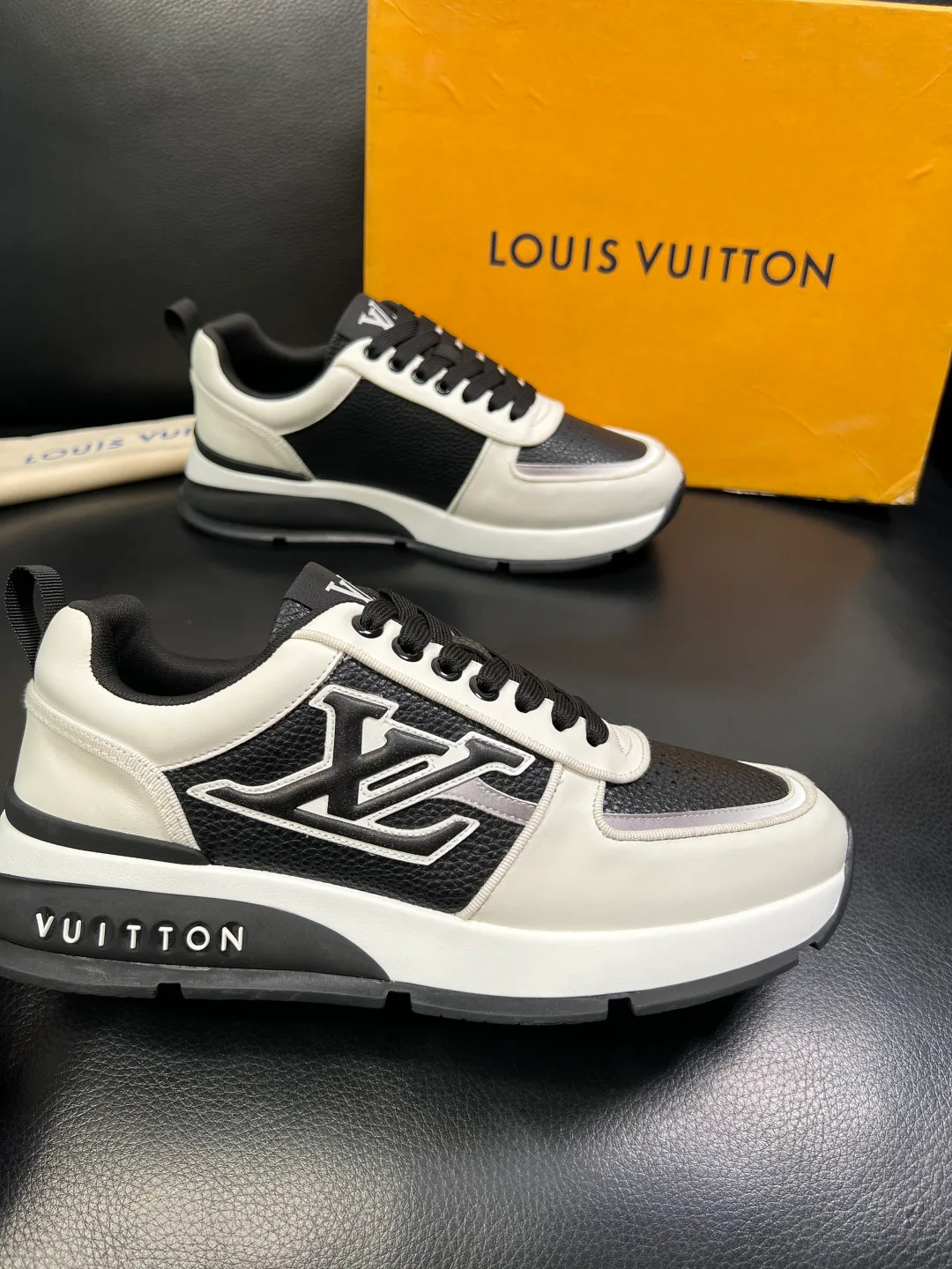 Кроссовки Мужские Louis Vuitton 369016