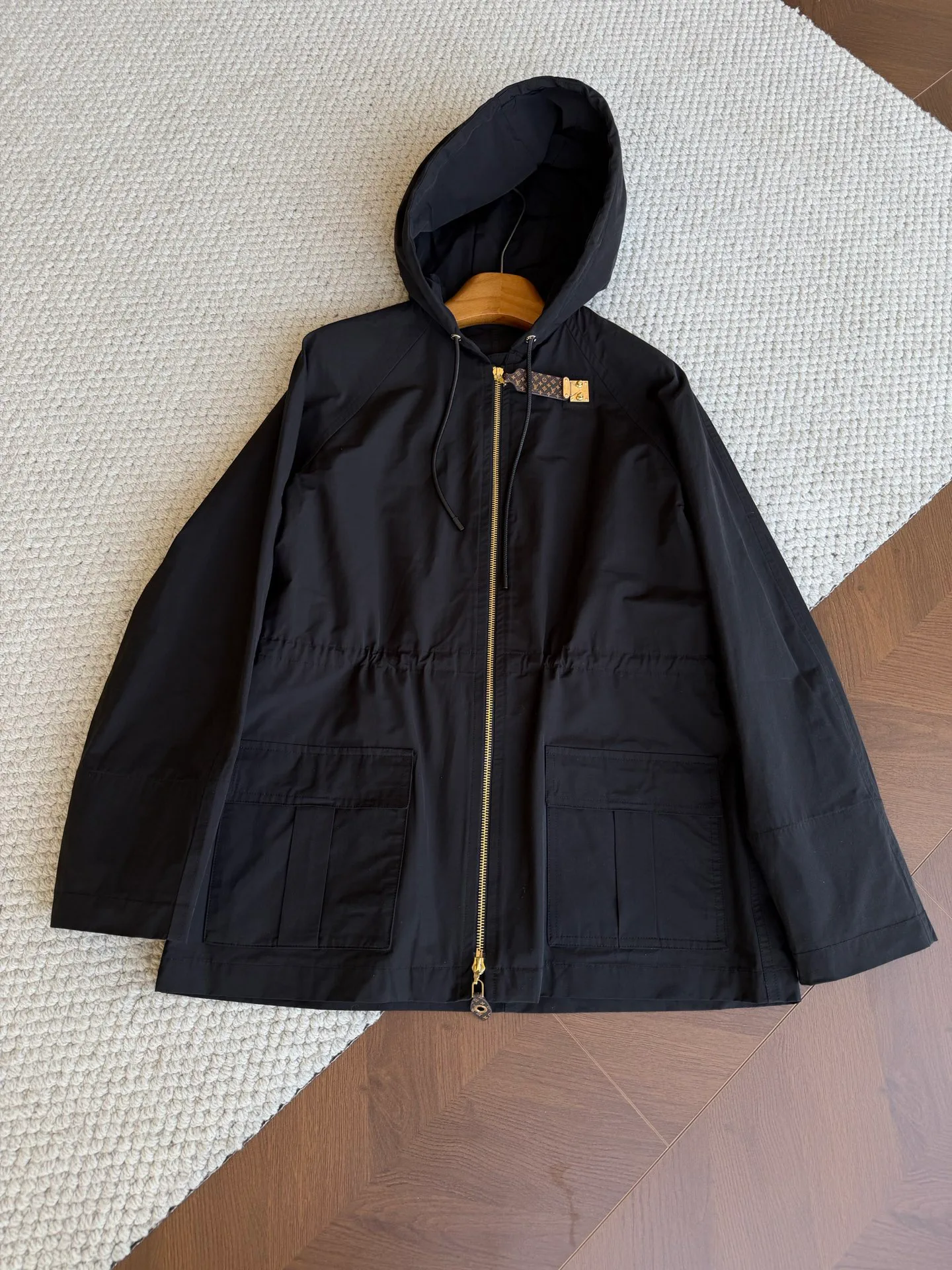 Брюки Женские Louis Vuitton 11407514