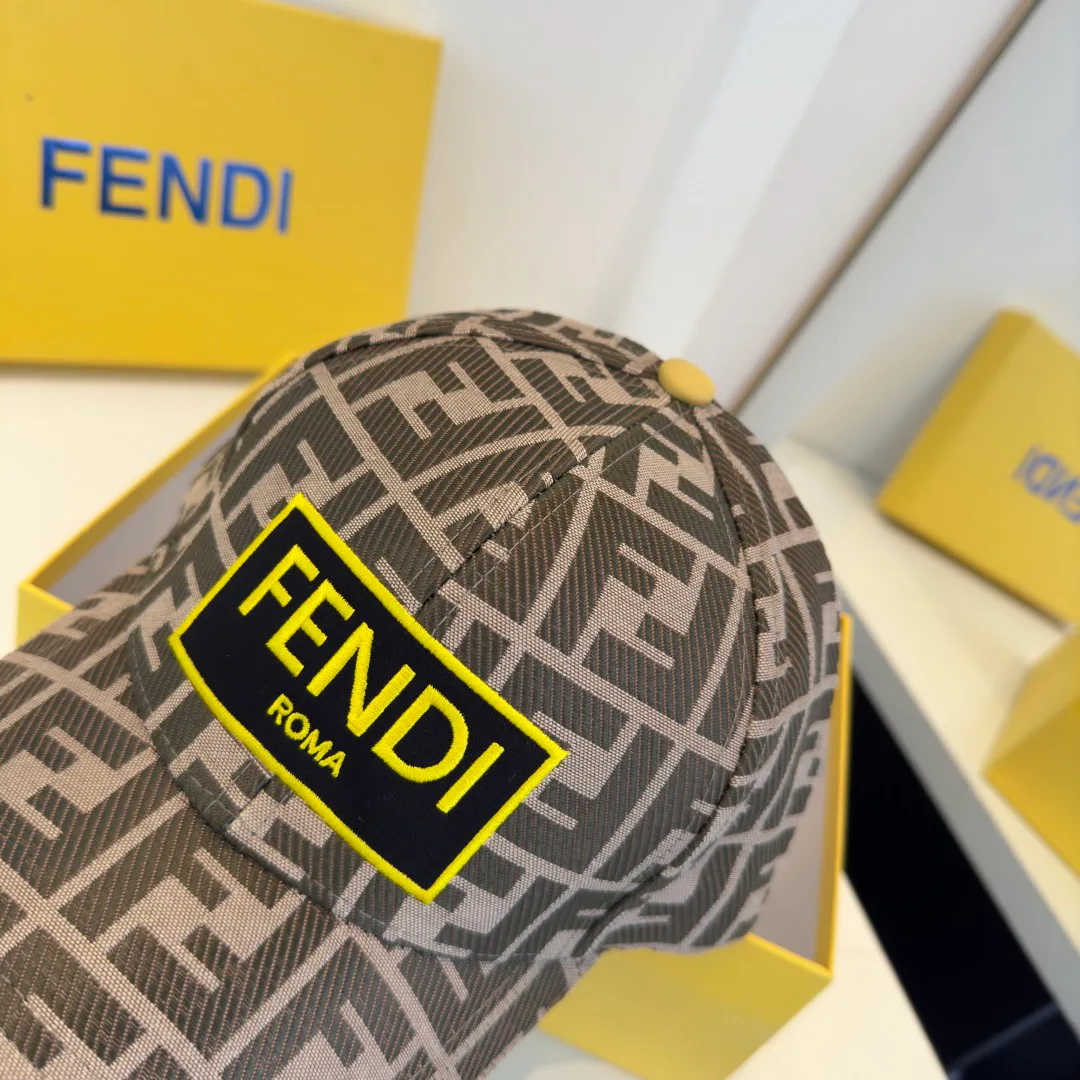 Головные Уборы Fendi 11416632