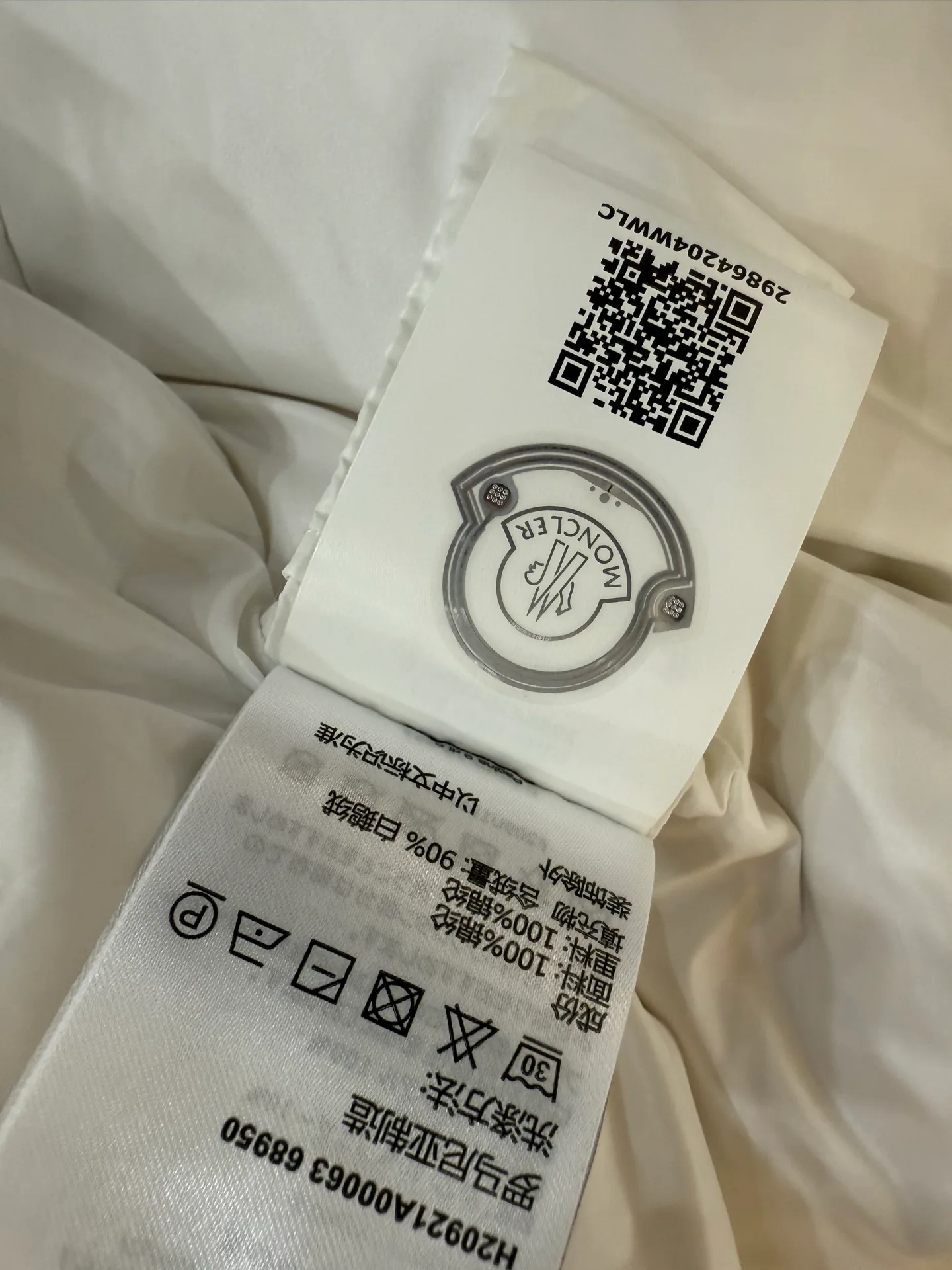 Куртки И Пуховики Женские Moncler 18946174