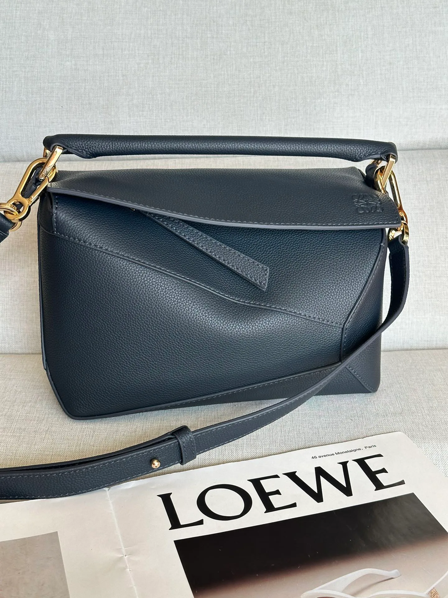 Классические Сумки Женские Loewe 13339547